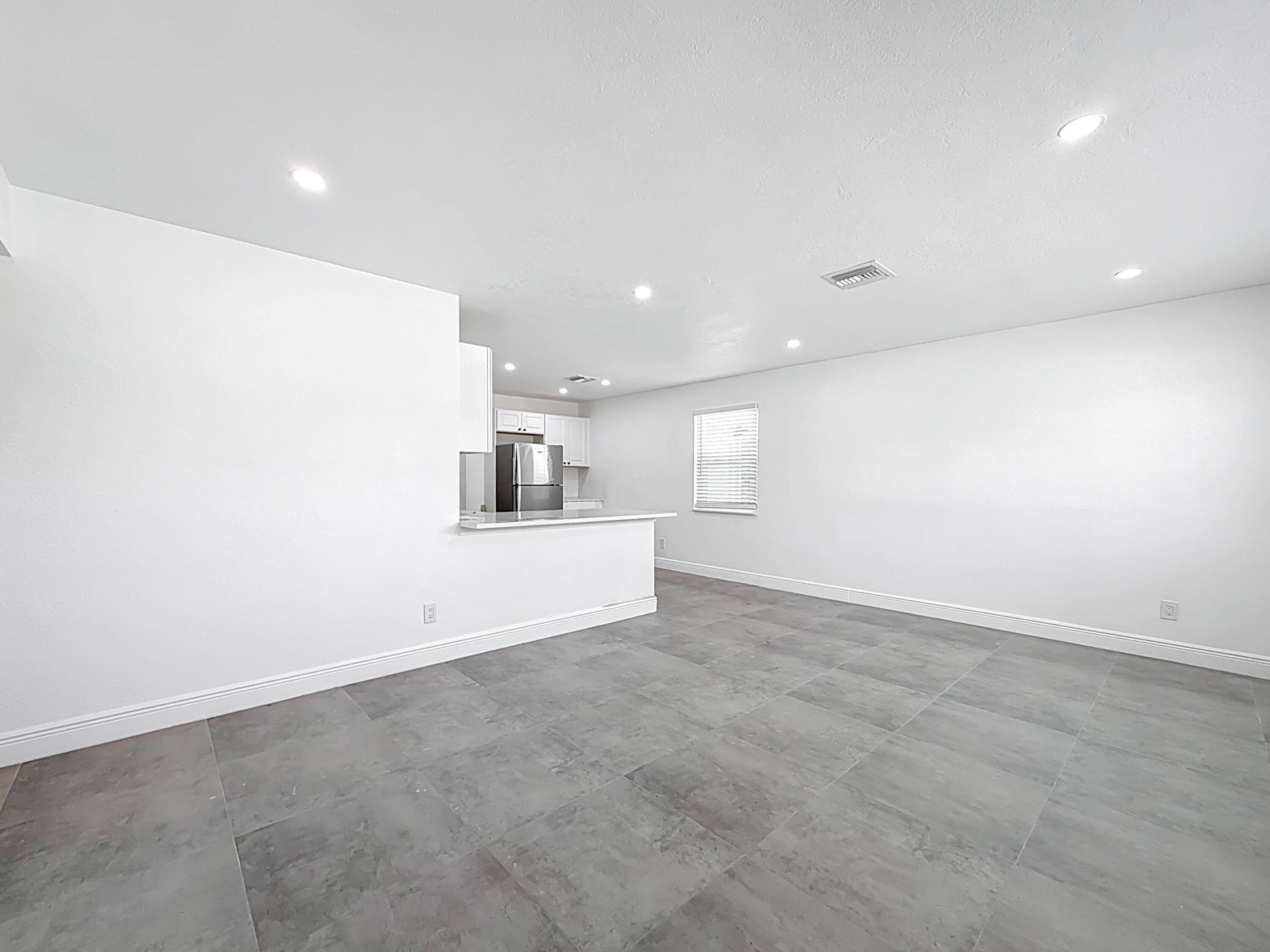 2105 Tallahassee Drive