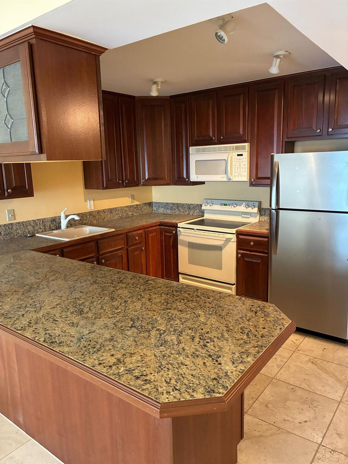 3540 S Ocean Boulevard 609