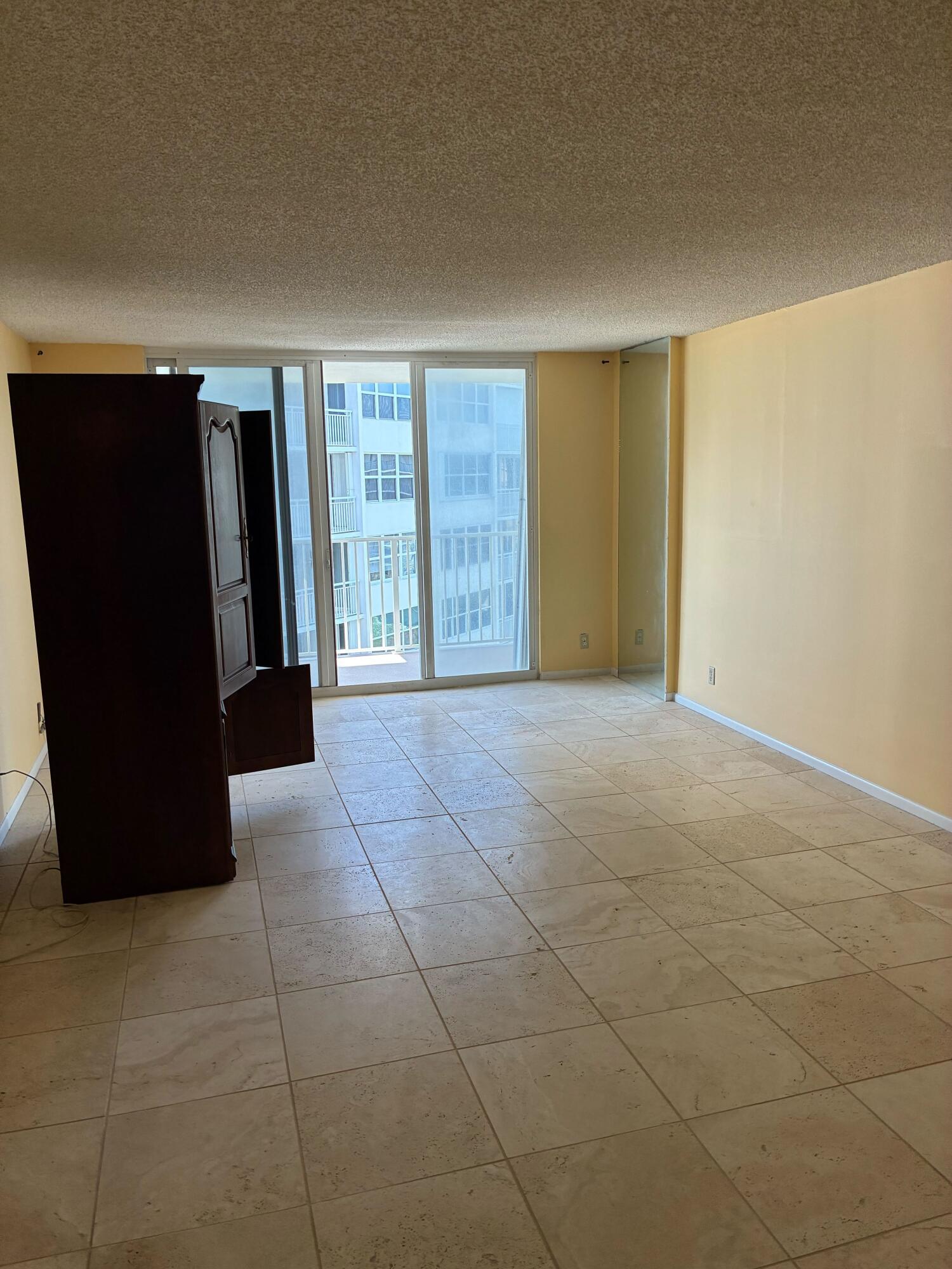 3540 S Ocean Boulevard 609