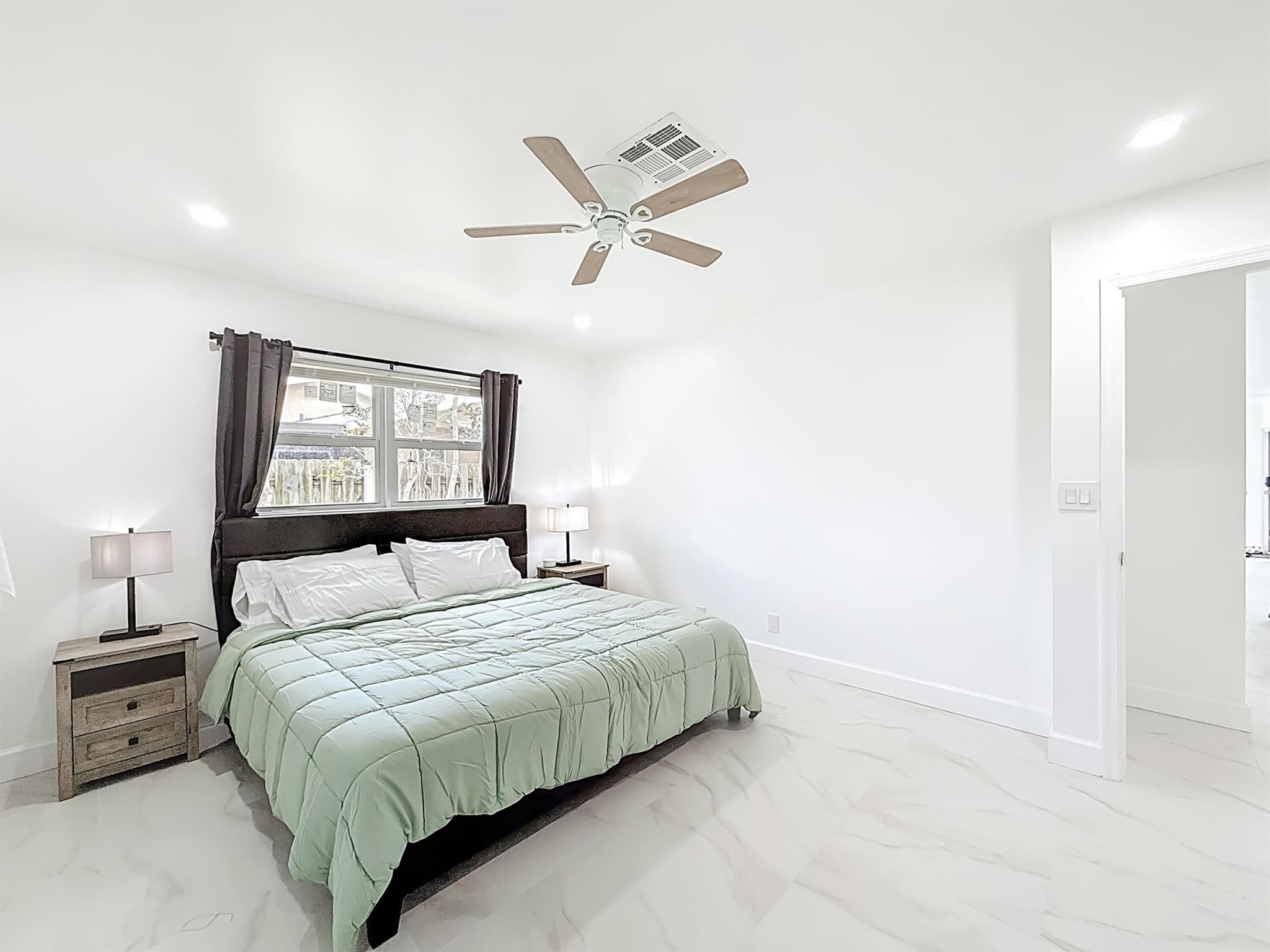 635 Kingbird Circle