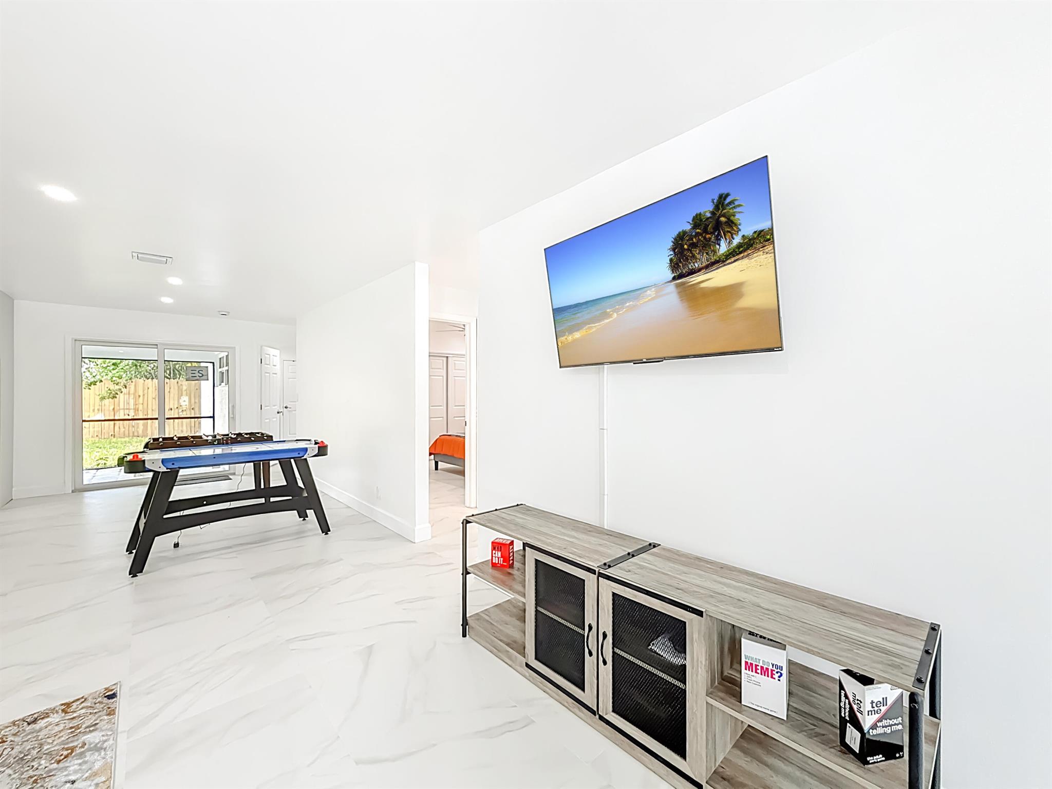 635 Kingbird Circle
