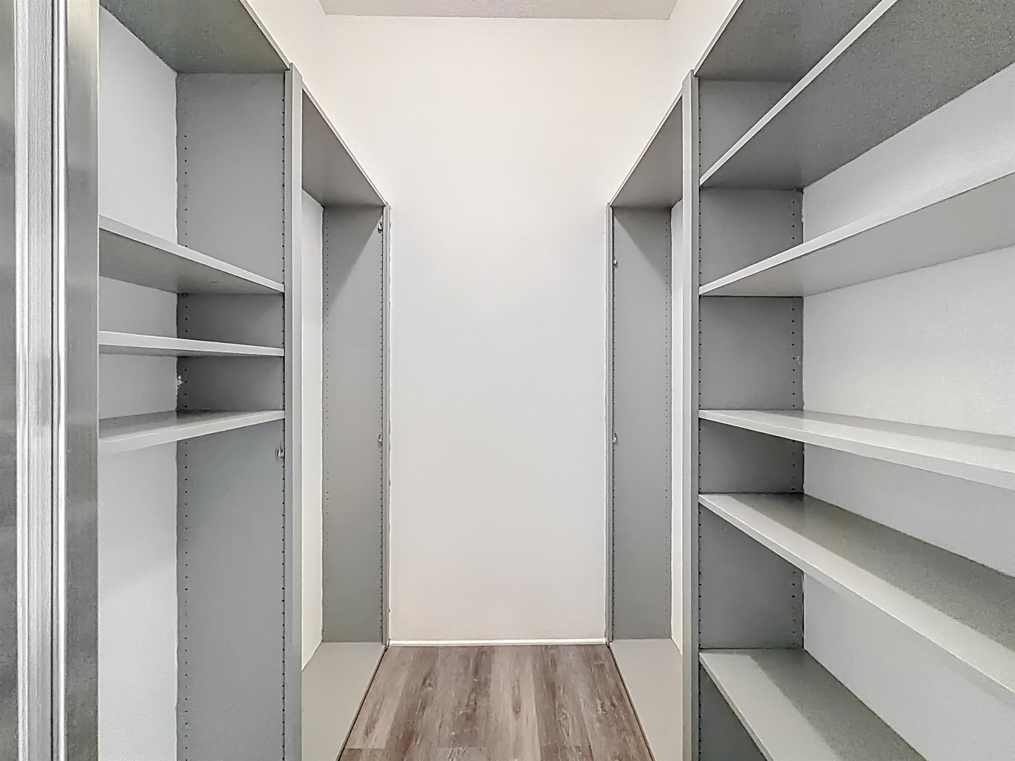 240 NW Bentley Circle