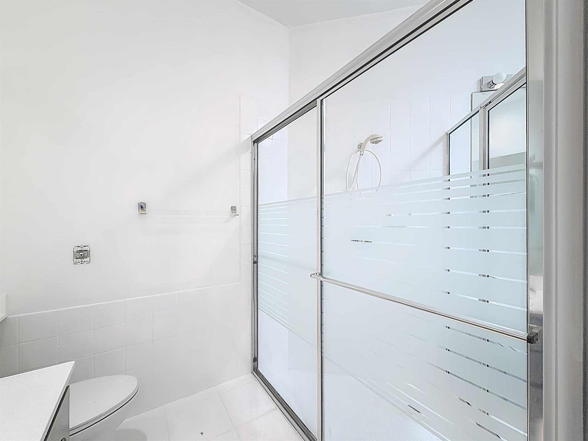 240 NW Bentley Circle