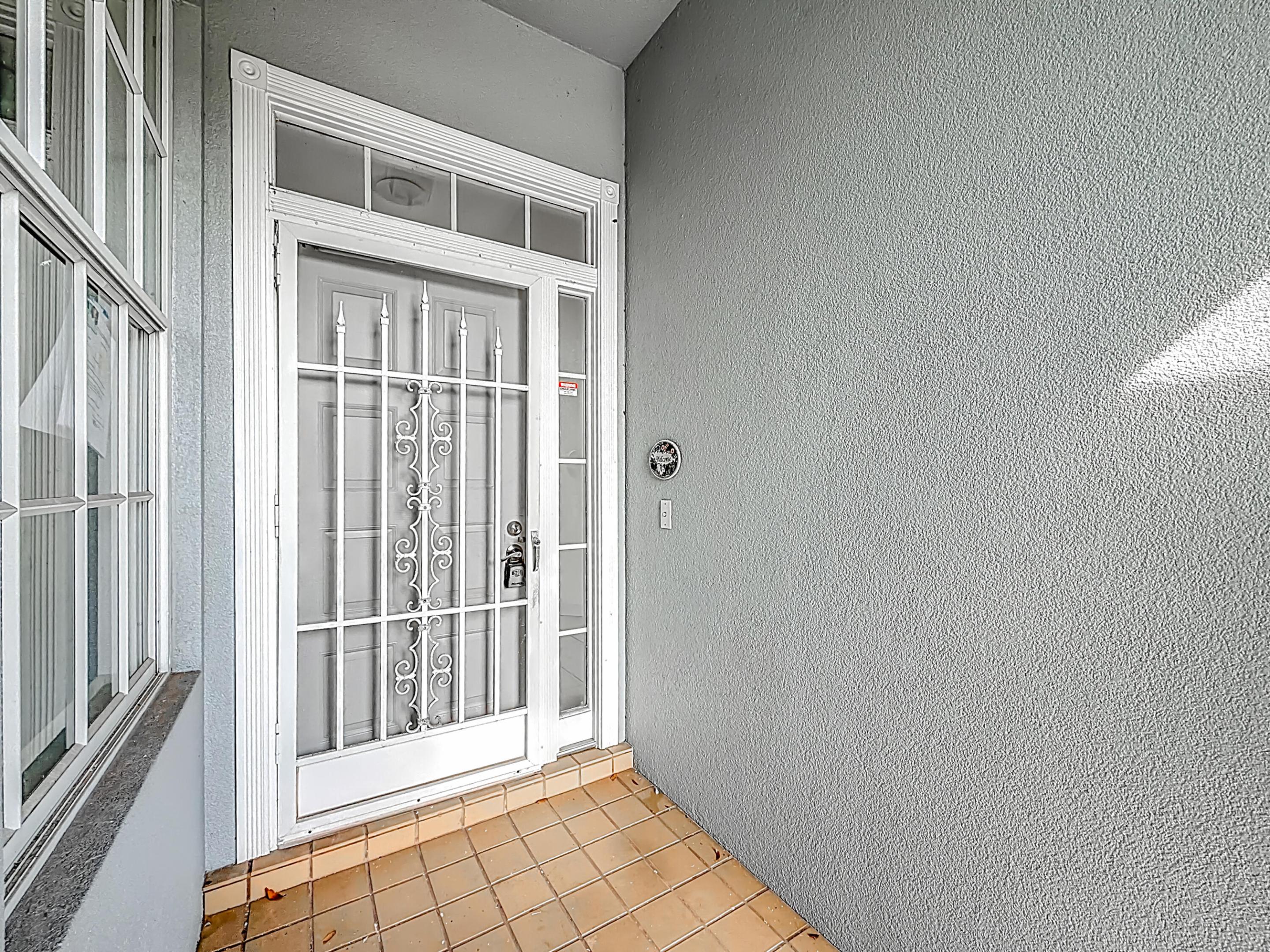 240 NW Bentley Circle