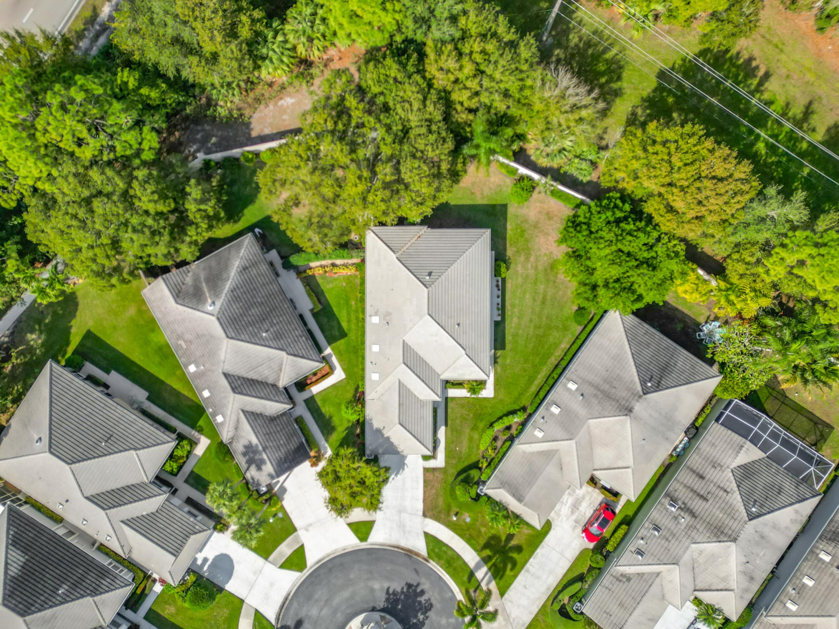 240 NW Bentley Circle