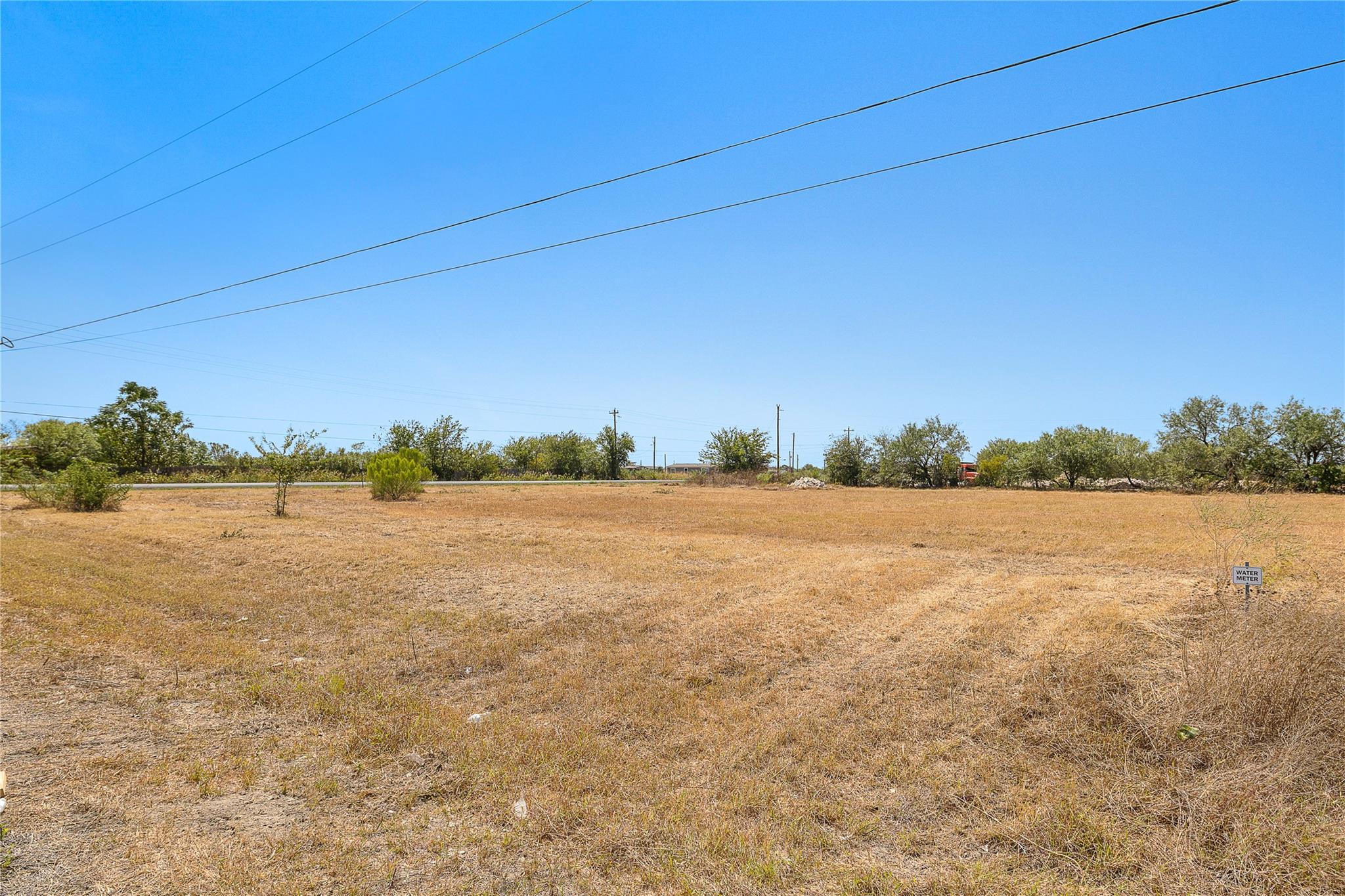 246 Twin Creeks CIR
