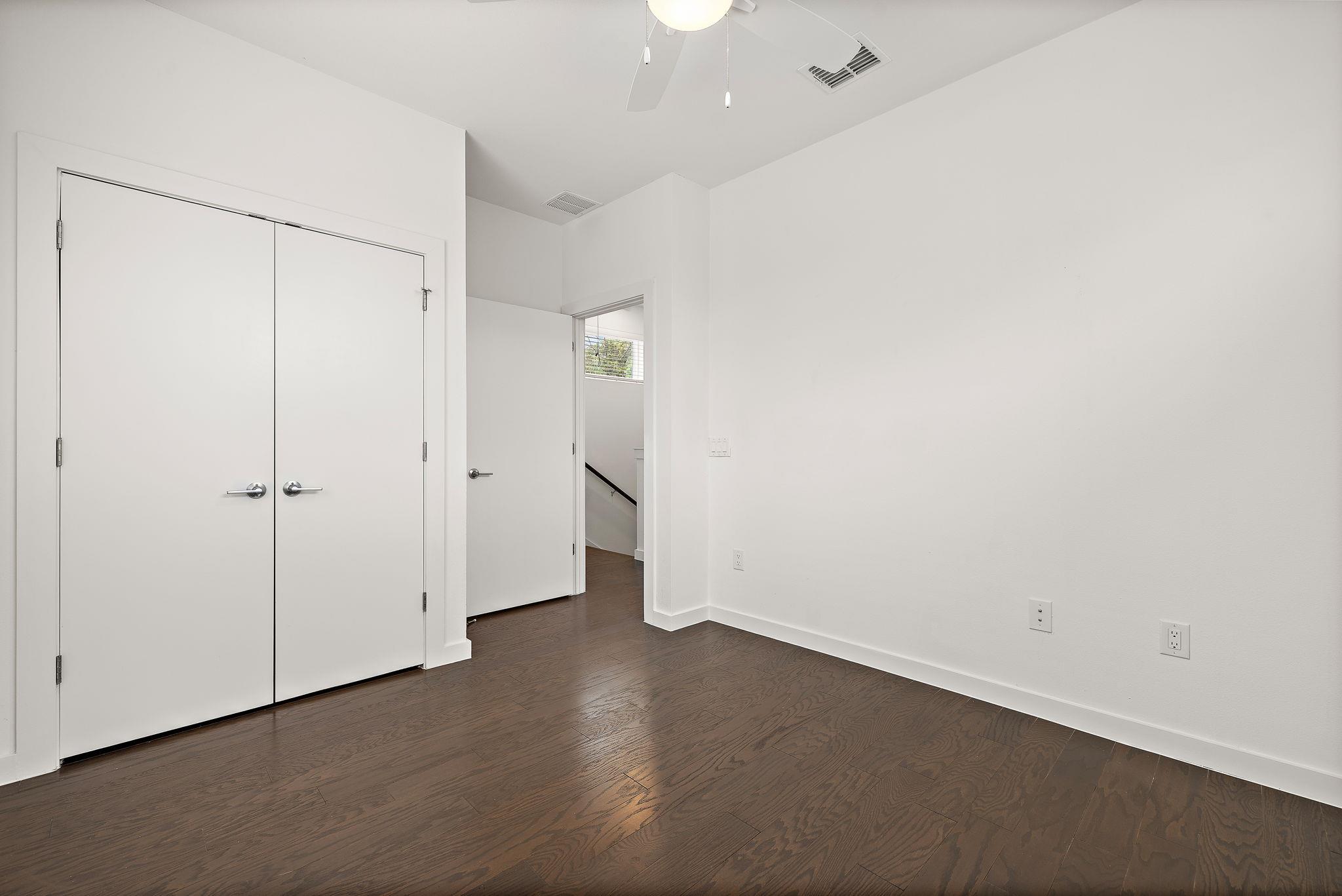 1206 Sarabeth WAY