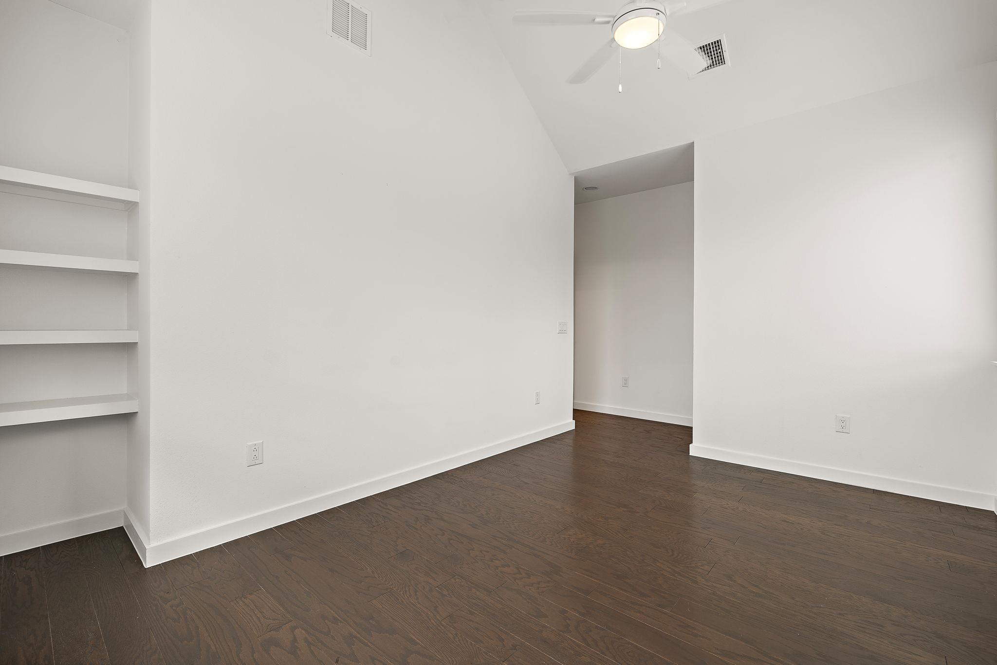 1206 Sarabeth WAY