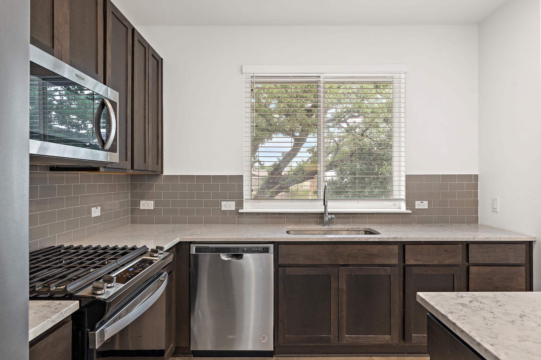 1206 Sarabeth WAY