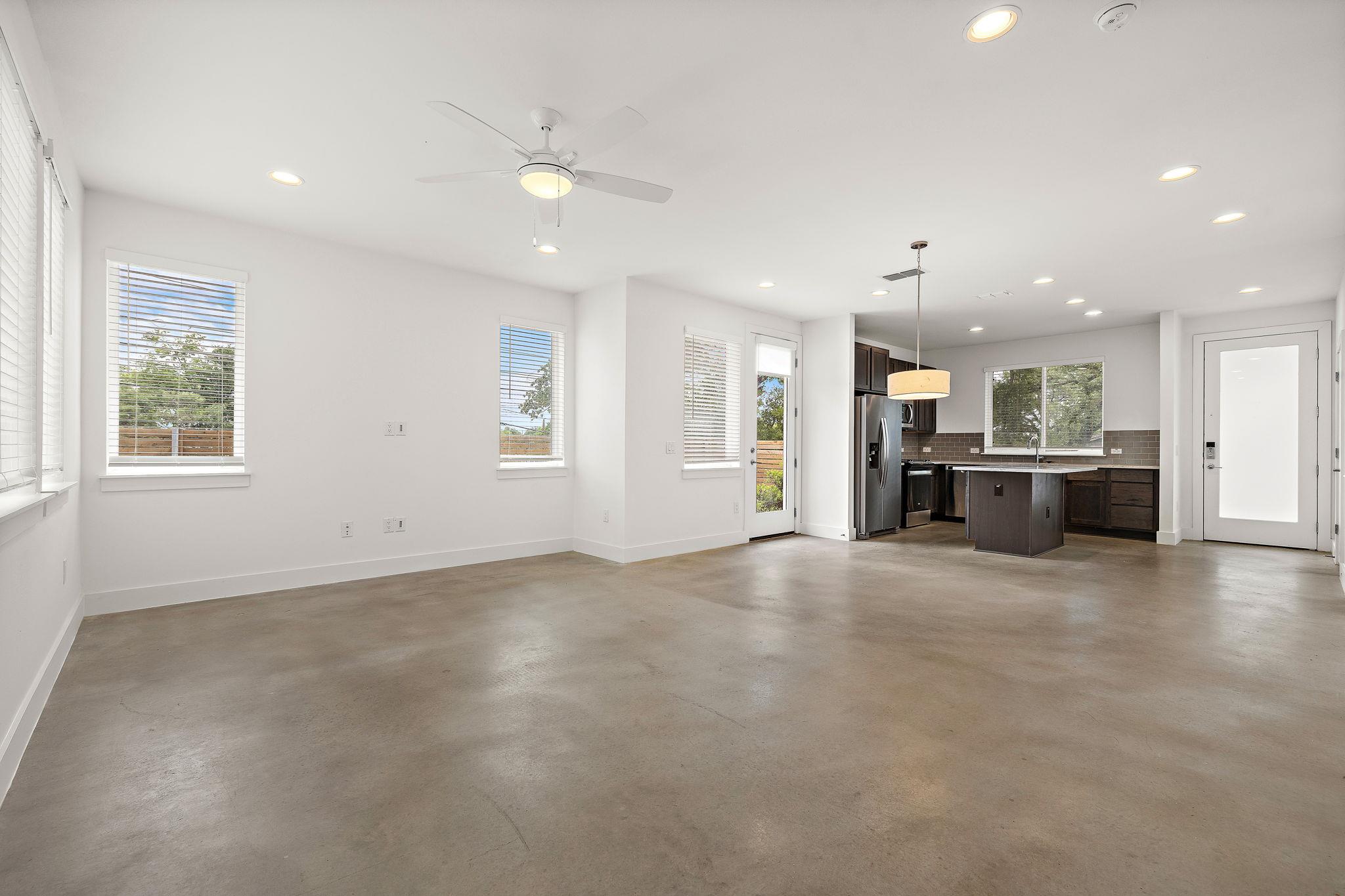 1206 Sarabeth WAY