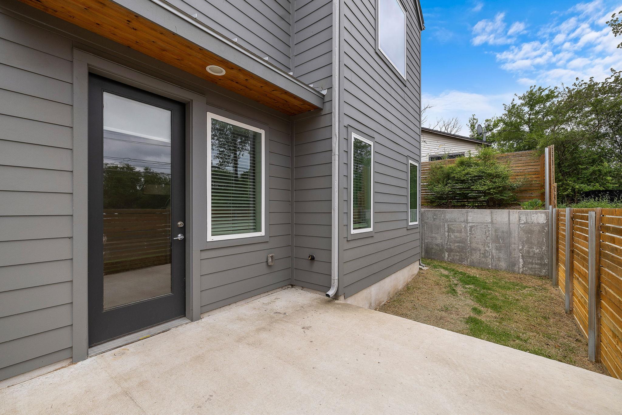 1206 Sarabeth WAY