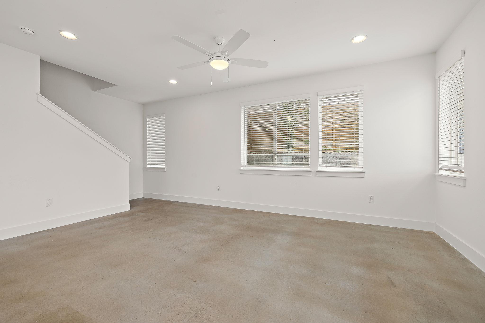 1206 Sarabeth WAY