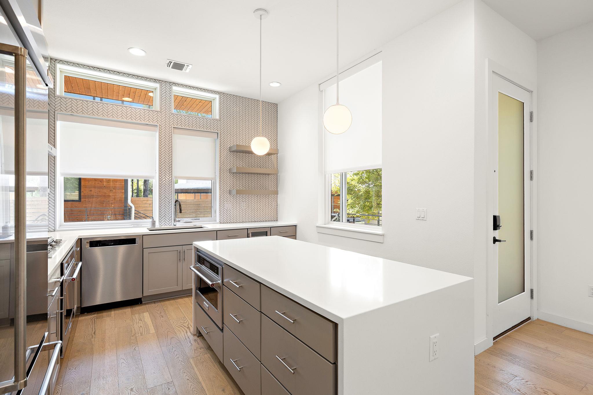 900 S 2nd ST # 16