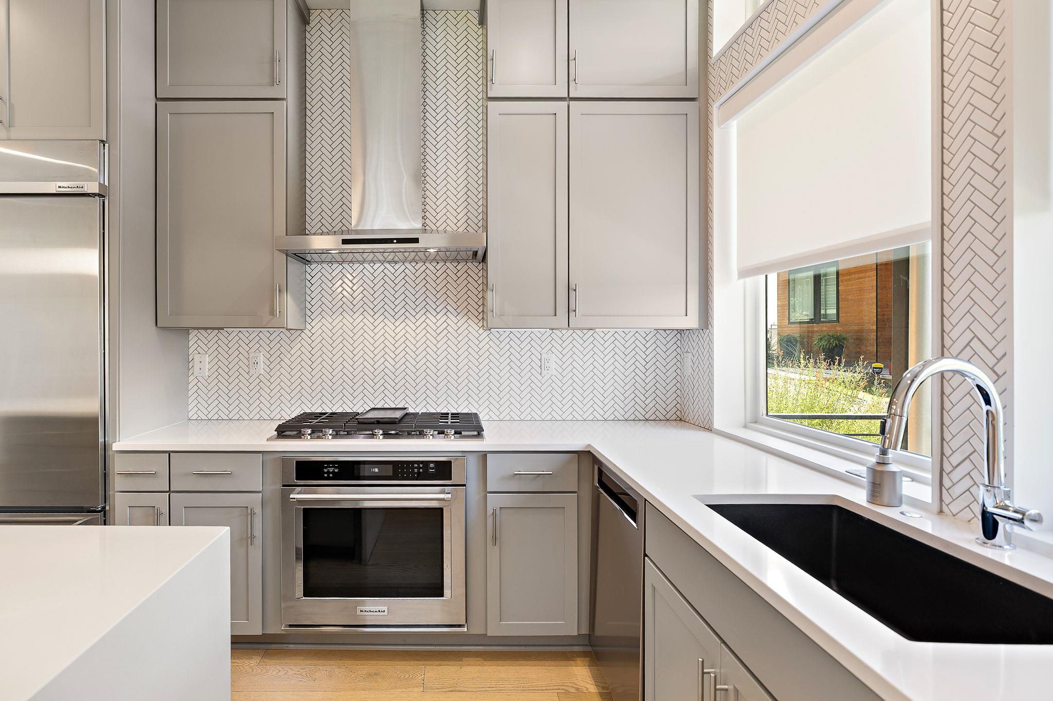 900 S 2nd ST # 16
