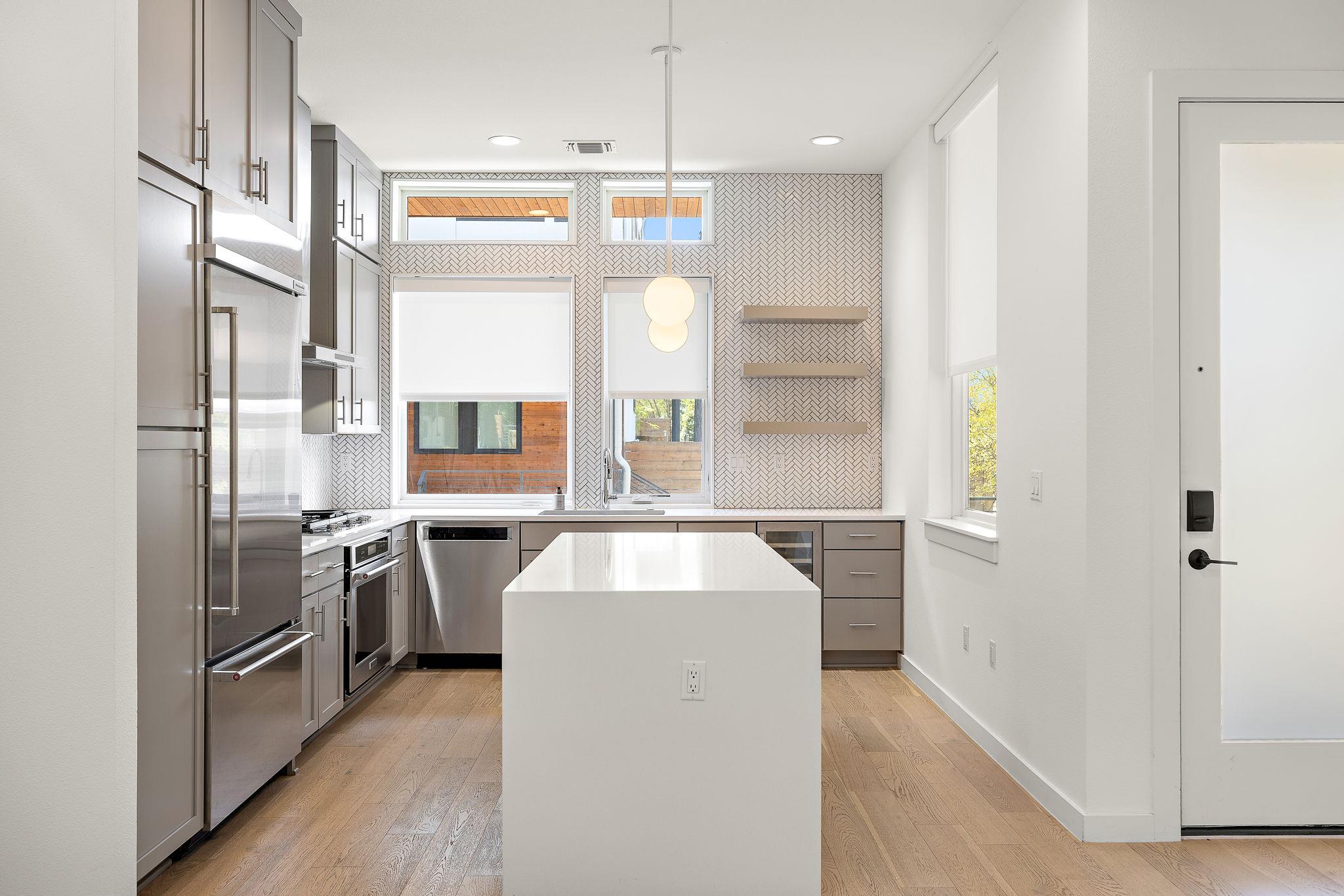 900 S 2nd ST # 16