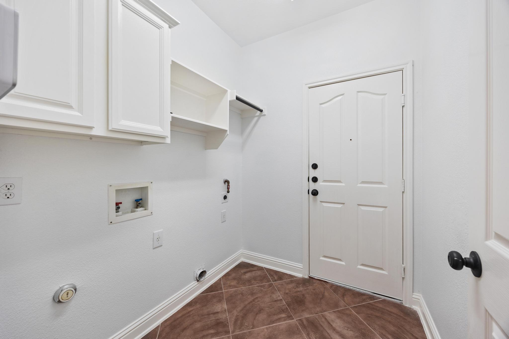 9812 Whitley Bay DR