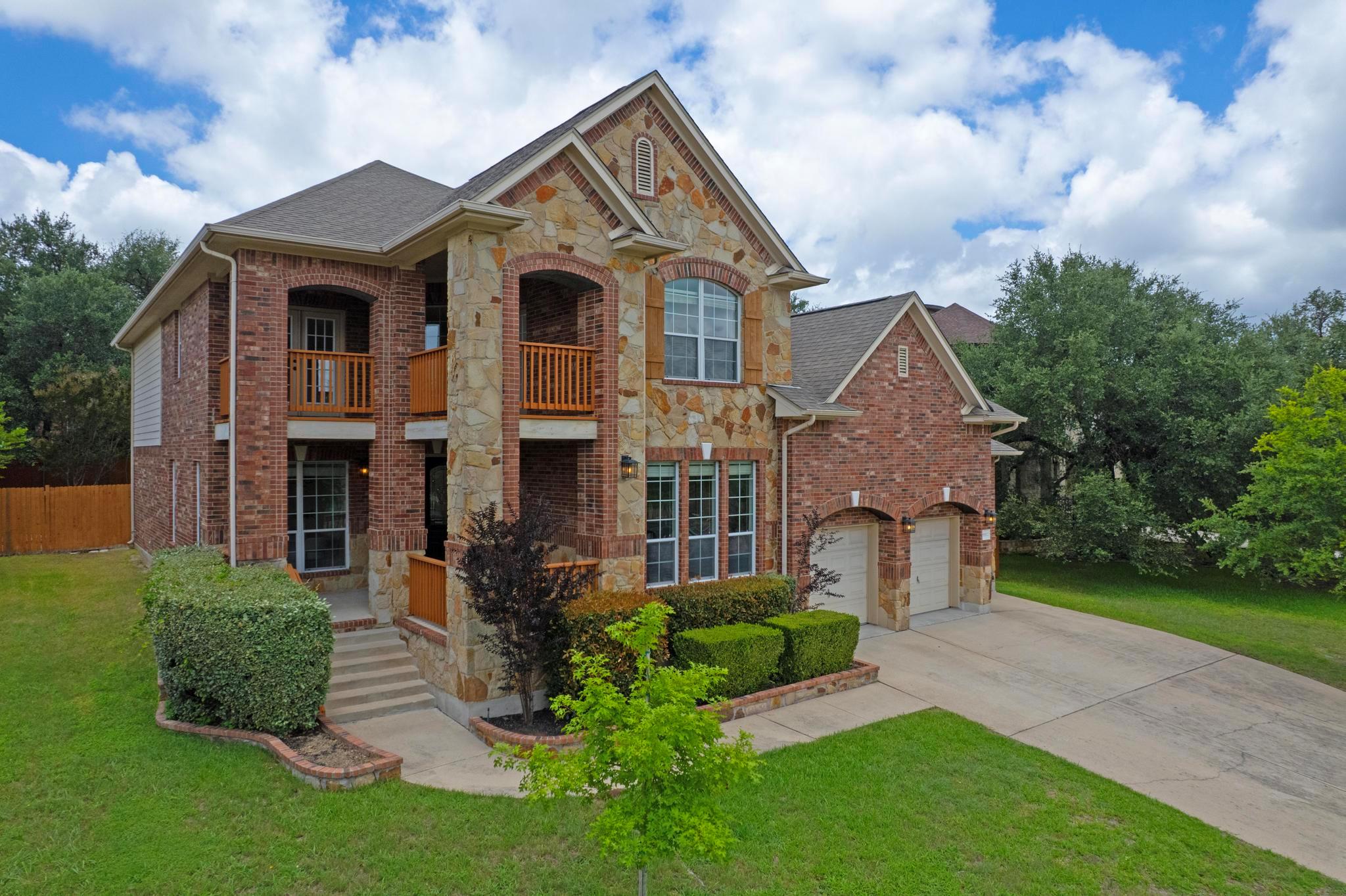 9812 Whitley Bay DR
