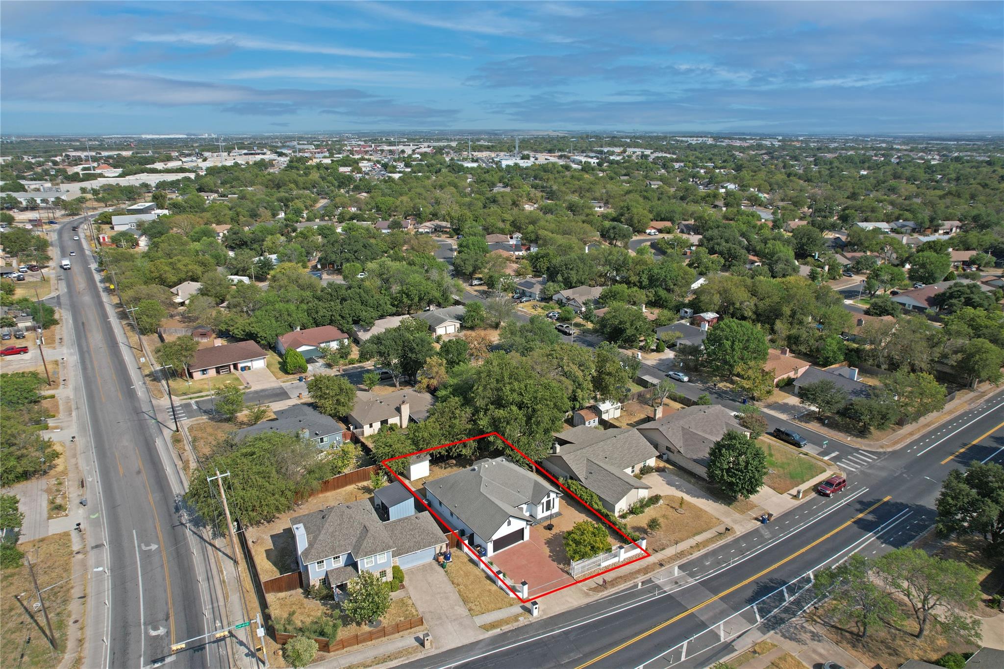 10901 Parkfield DR
