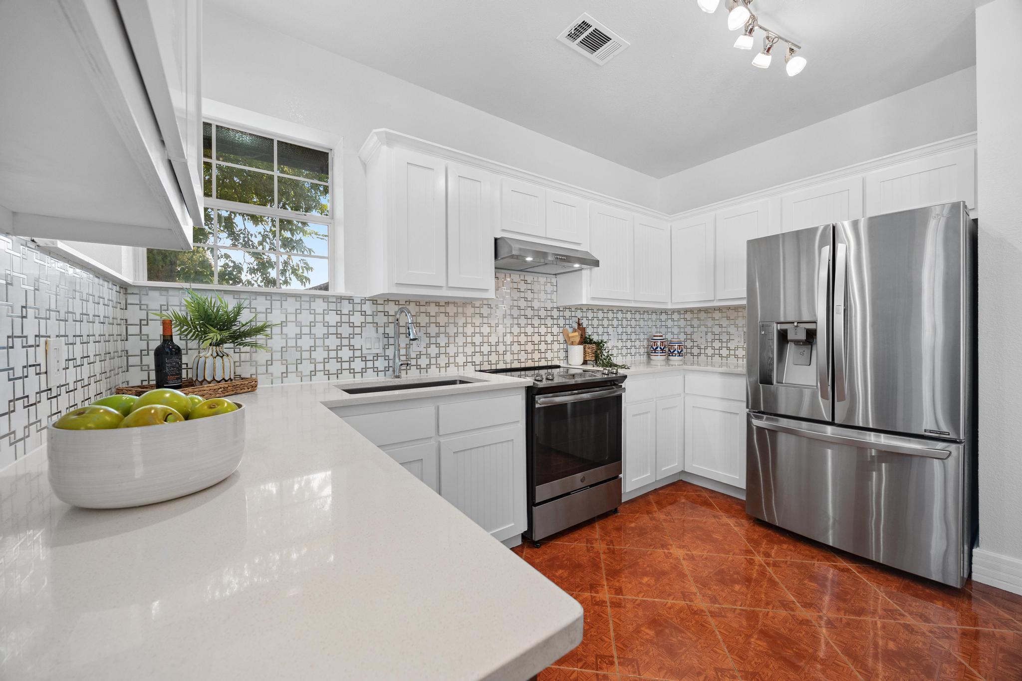 10901 Parkfield DR