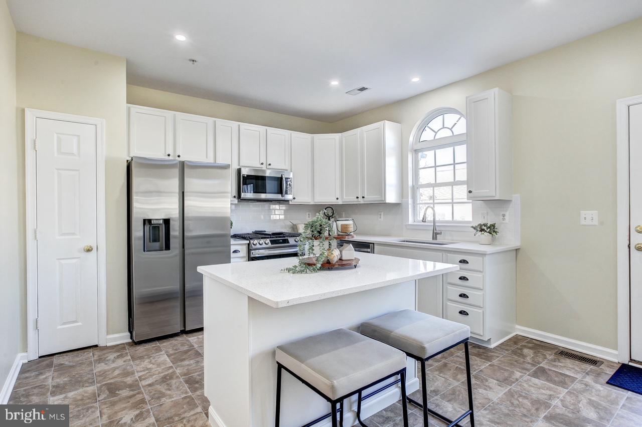 3012 Annas TERRACE
