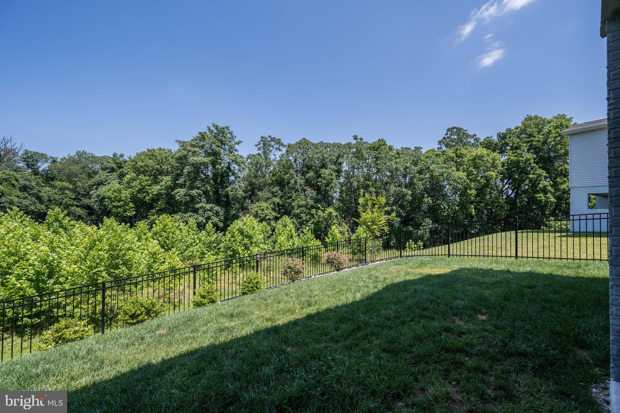 5745 Hawk Ridge Rd