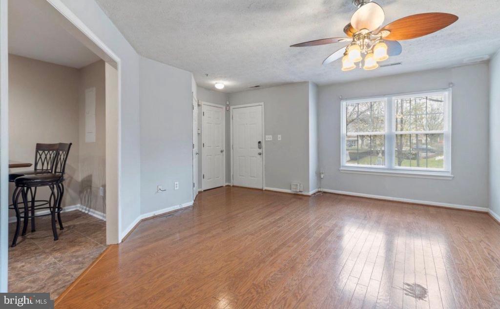8926 MALLARD COURT