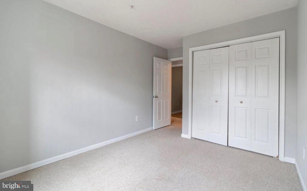8926 MALLARD COURT