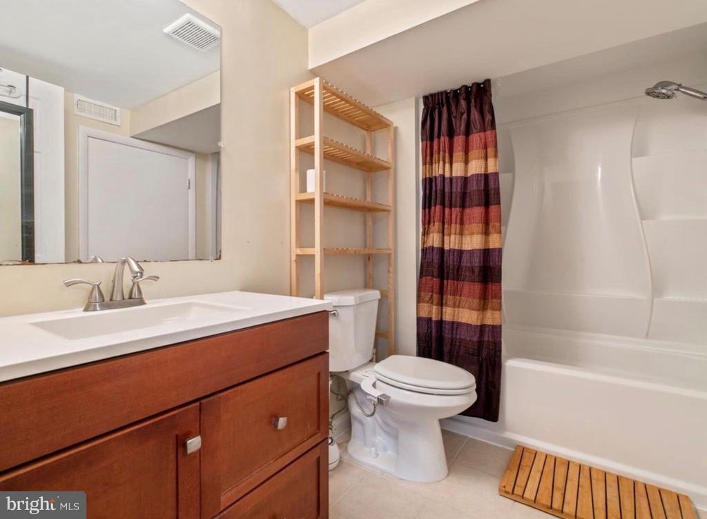 9142 LAMBSKIN LANE