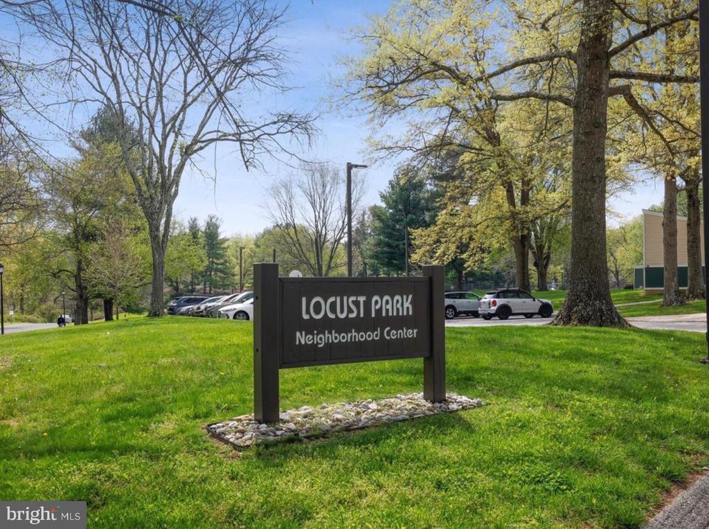 9142 LAMBSKIN LANE
