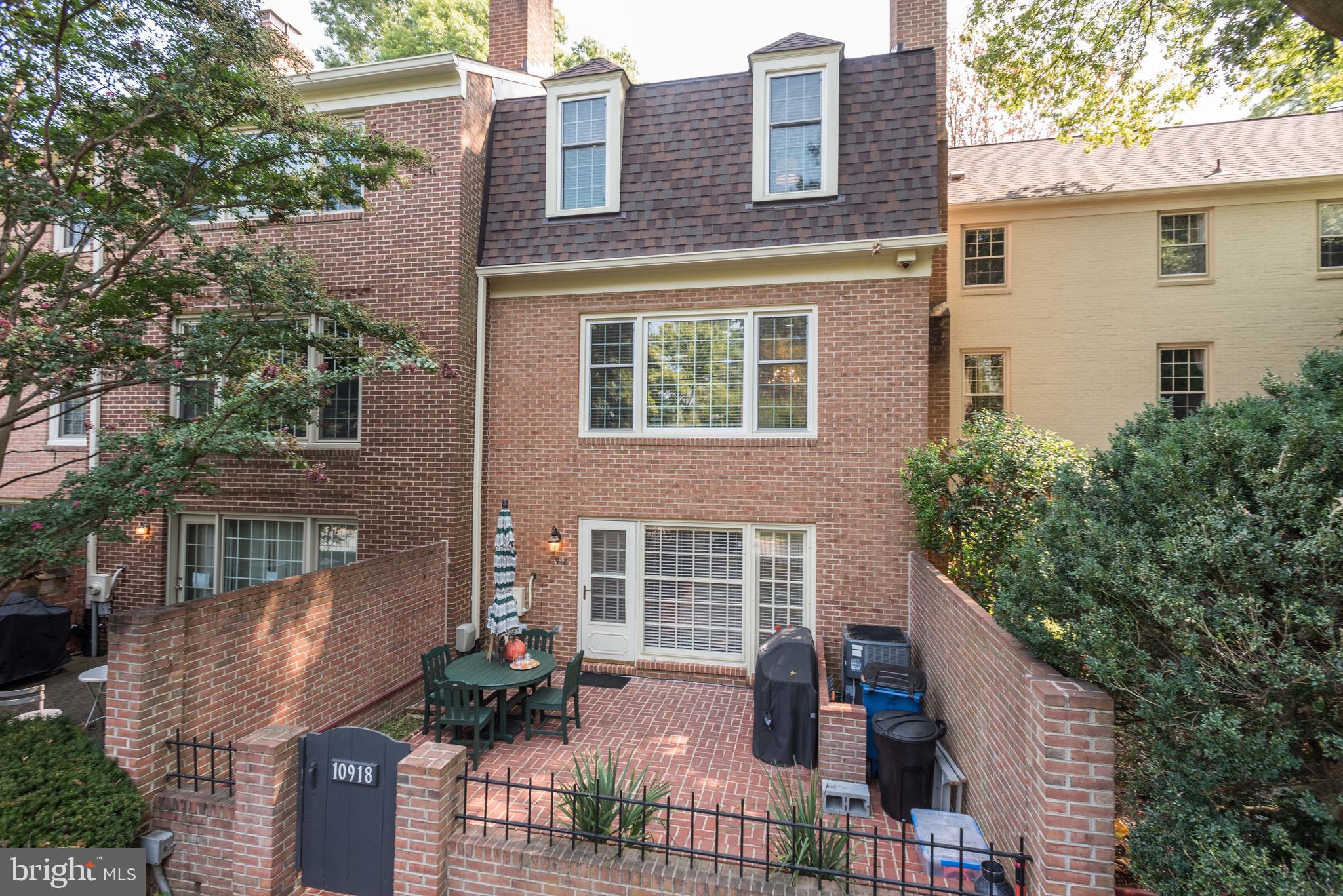 10918 WICKSHIRE WAY Unit: D-4