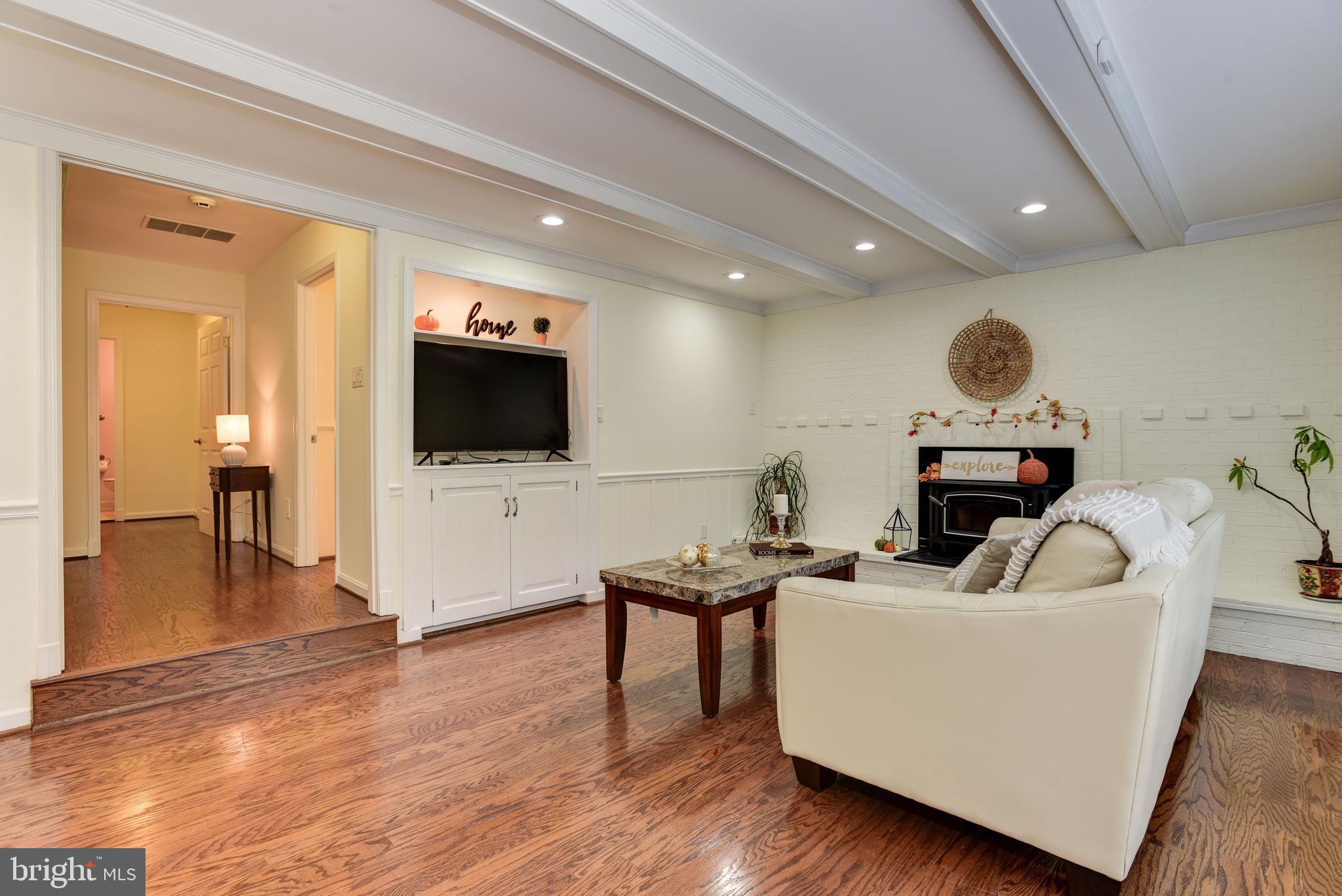 10918 WICKSHIRE WAY Unit: D-4