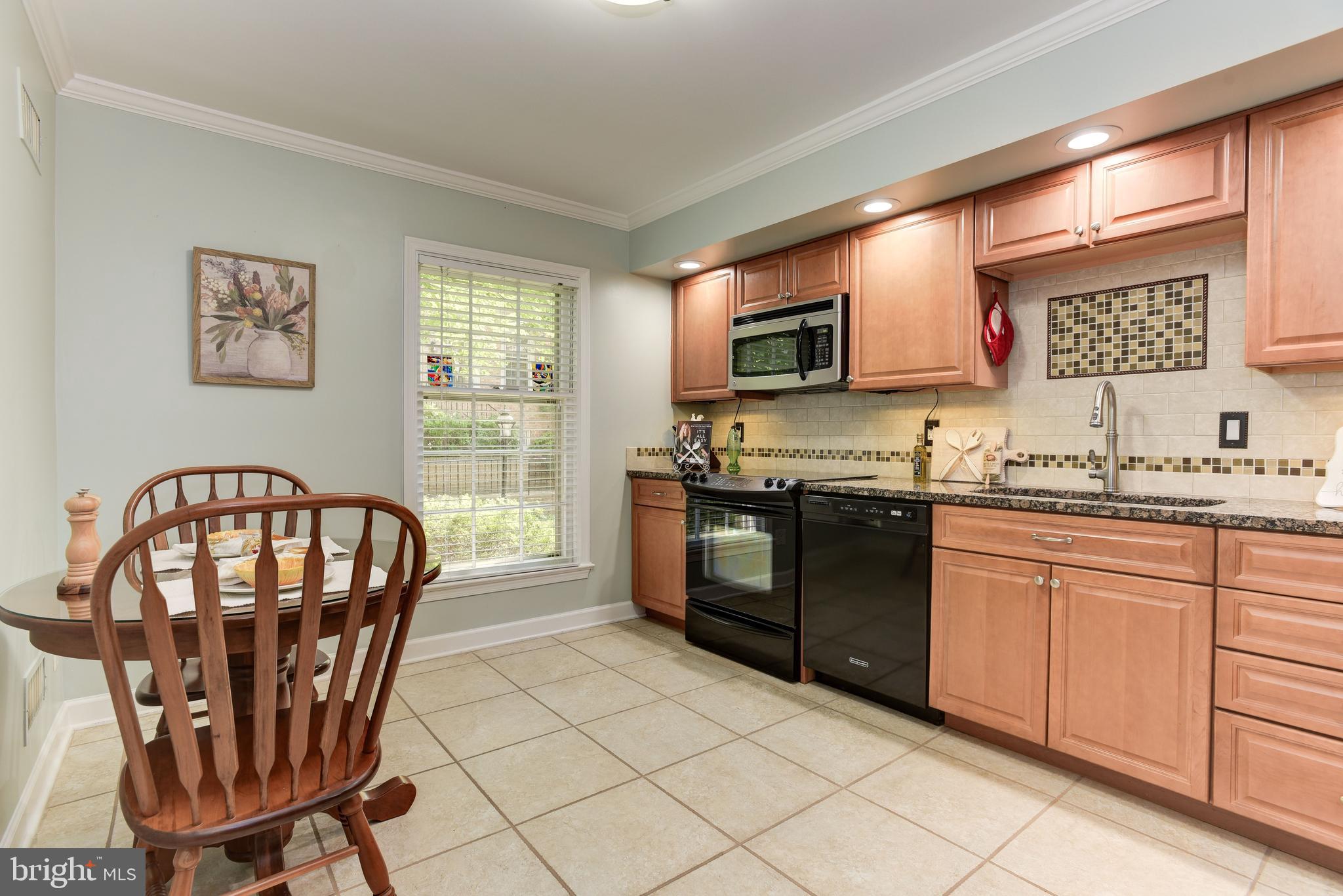 10918 WICKSHIRE WAY Unit: D-4