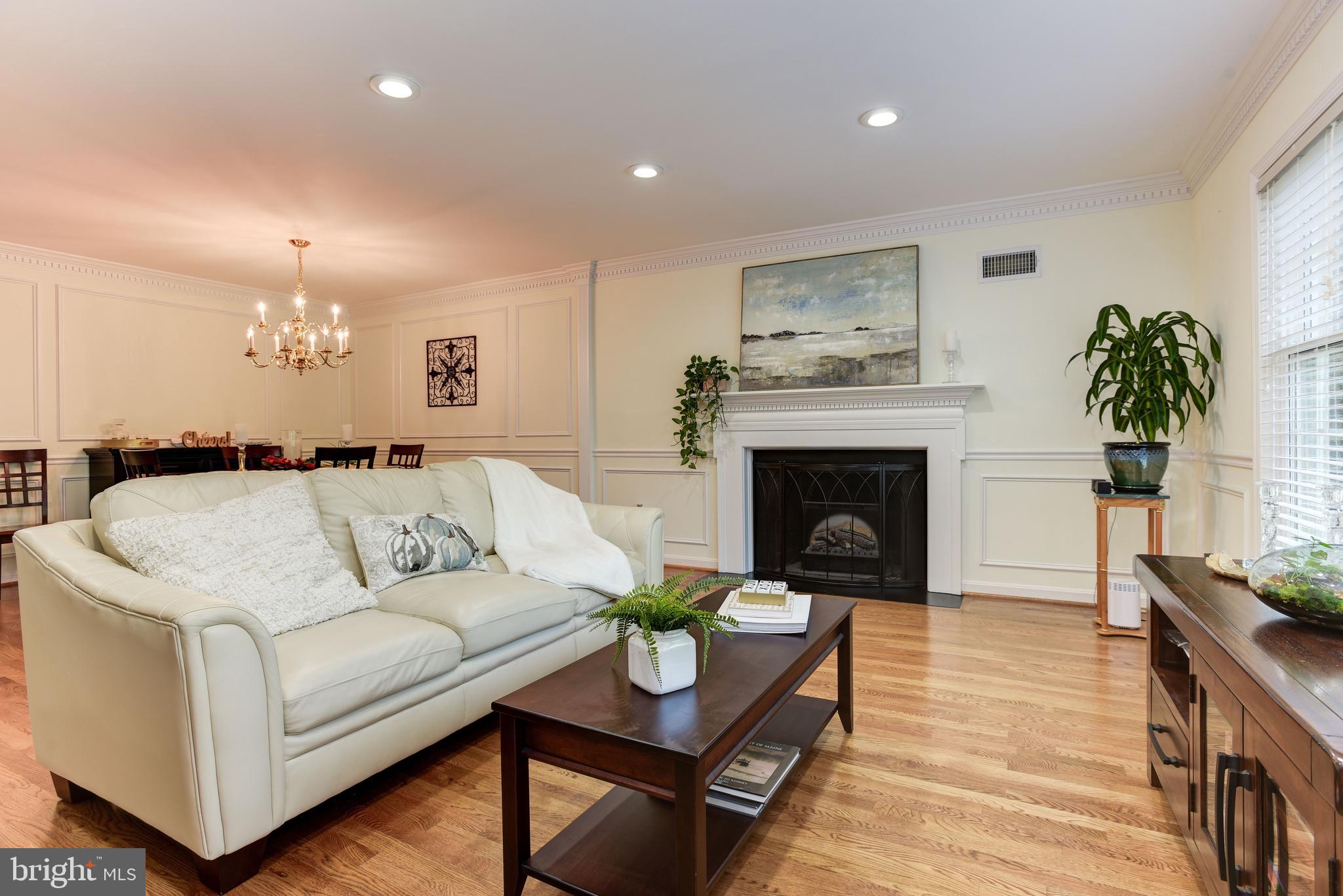 10918 WICKSHIRE WAY Unit: D-4