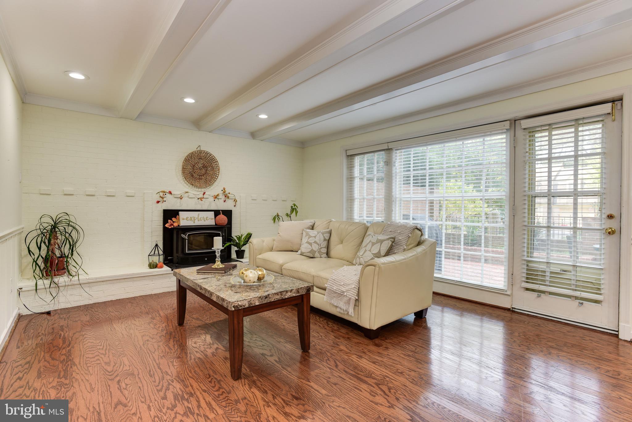 10918 WICKSHIRE WAY Unit: D-4