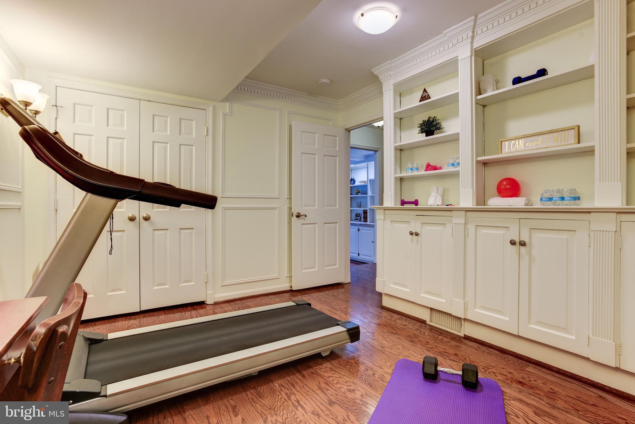 10918 WICKSHIRE WAY Unit: D-4