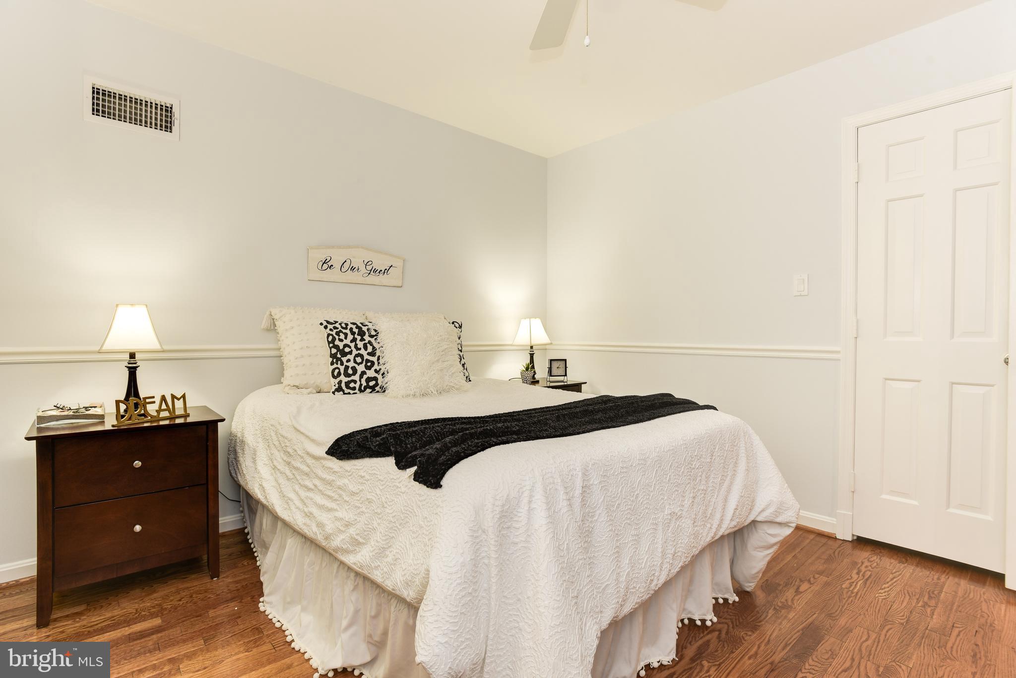 10918 WICKSHIRE WAY Unit: D-4
