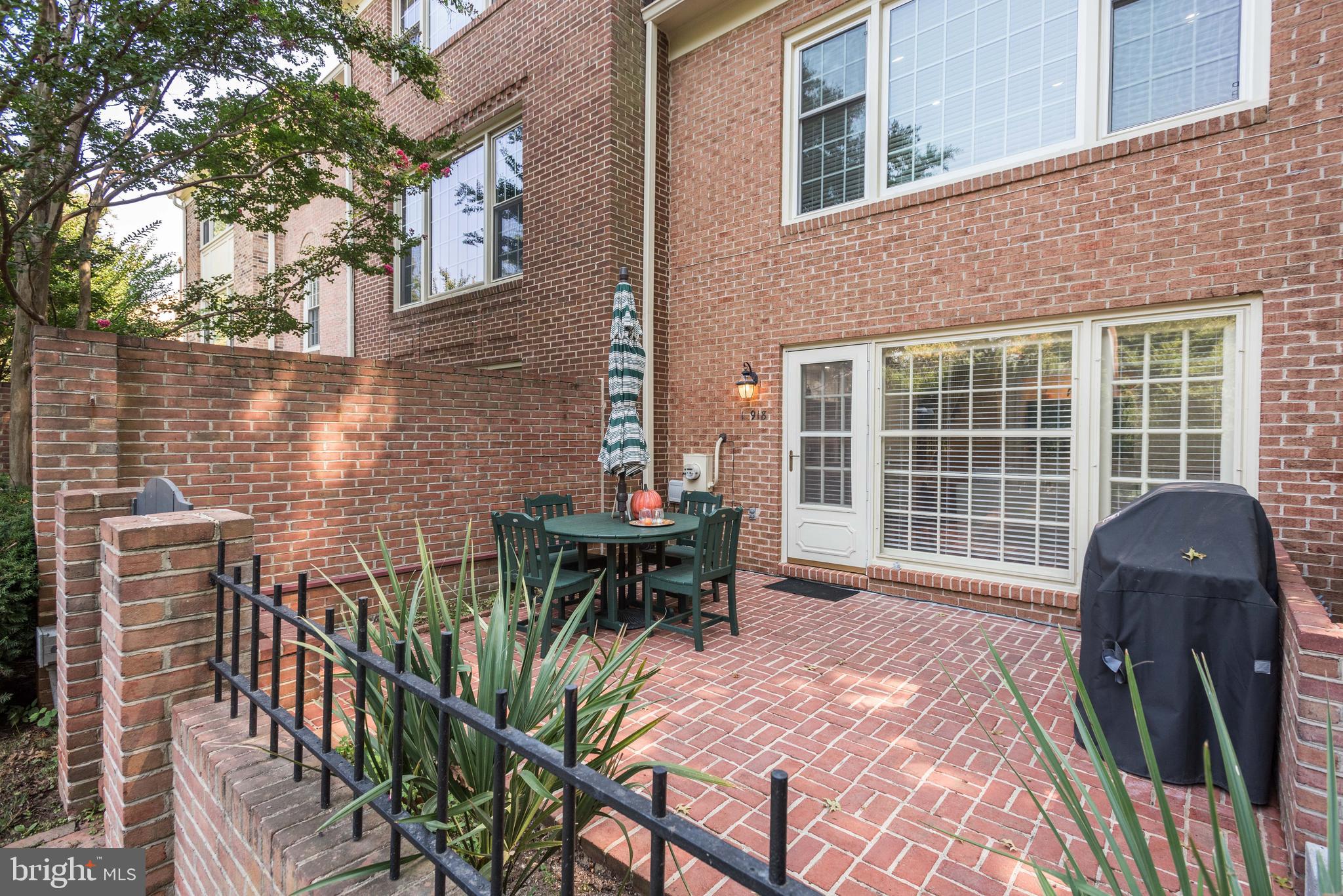10918 WICKSHIRE WAY Unit: D-4