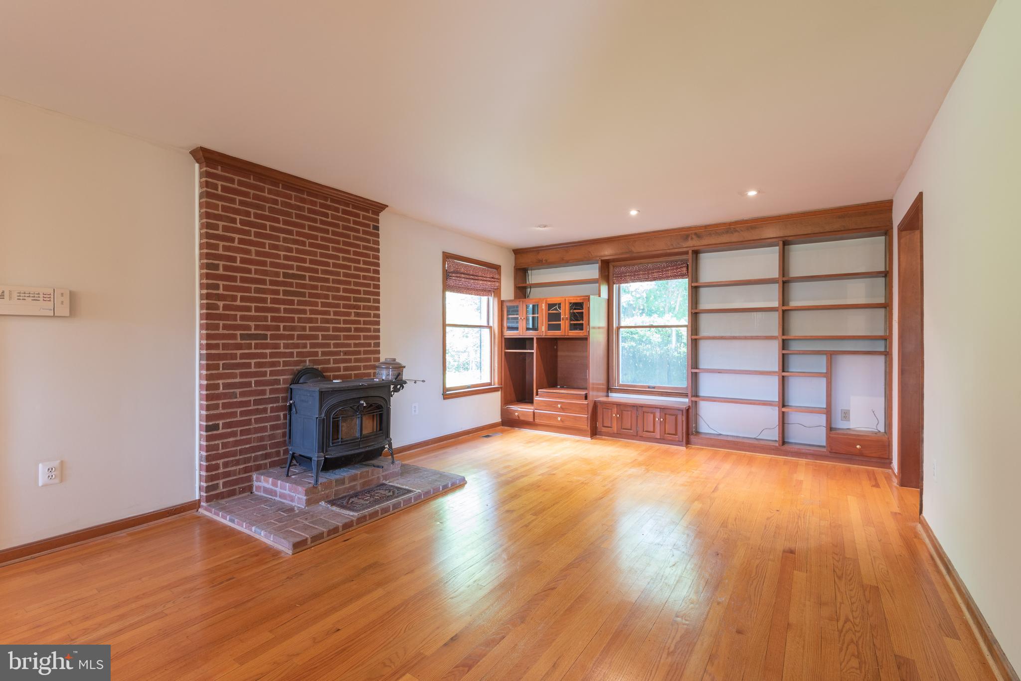 16120 Barnesville Rd