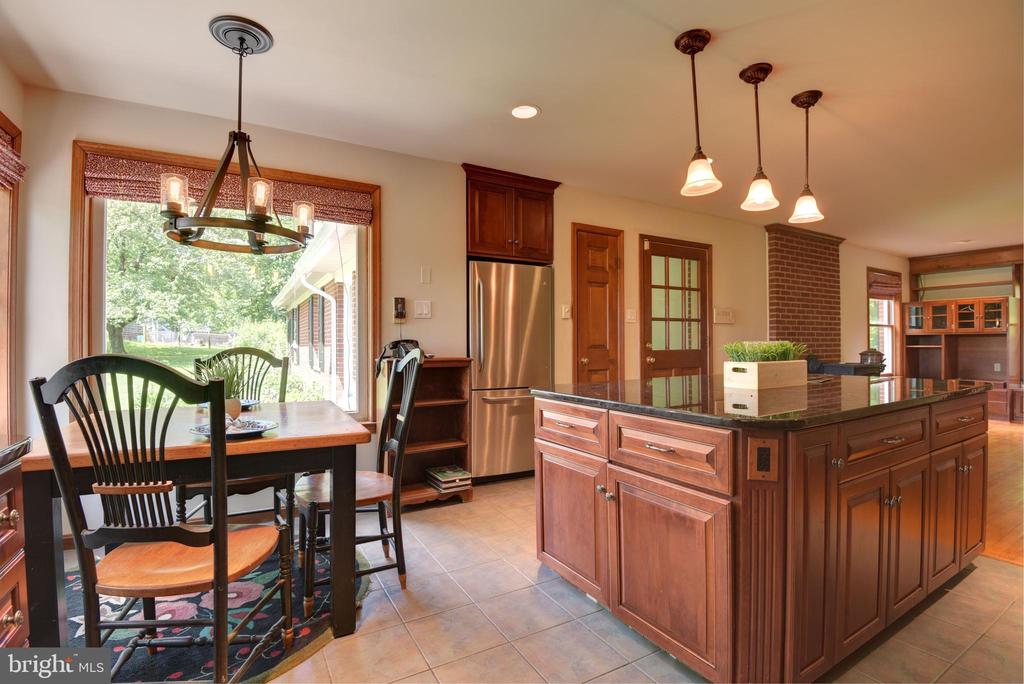 16120 Barnesville Rd