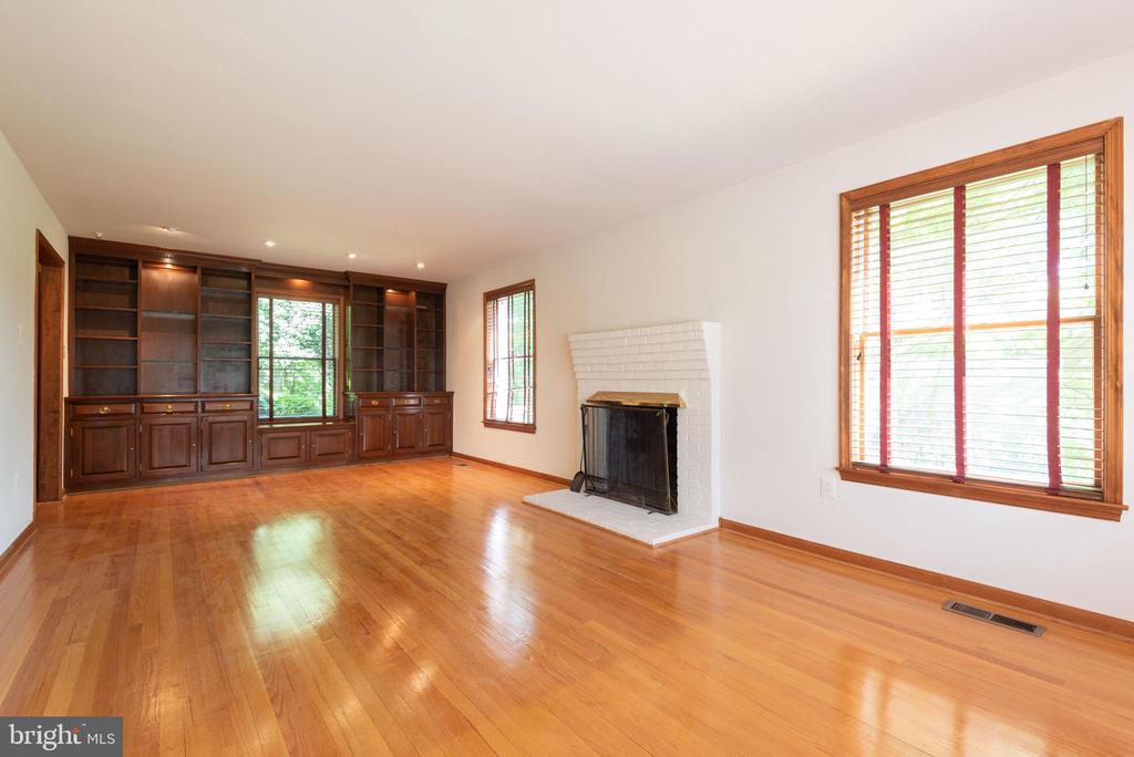 16120 Barnesville Rd