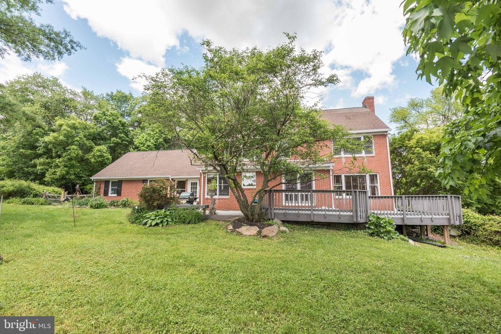 16120 Barnesville Rd