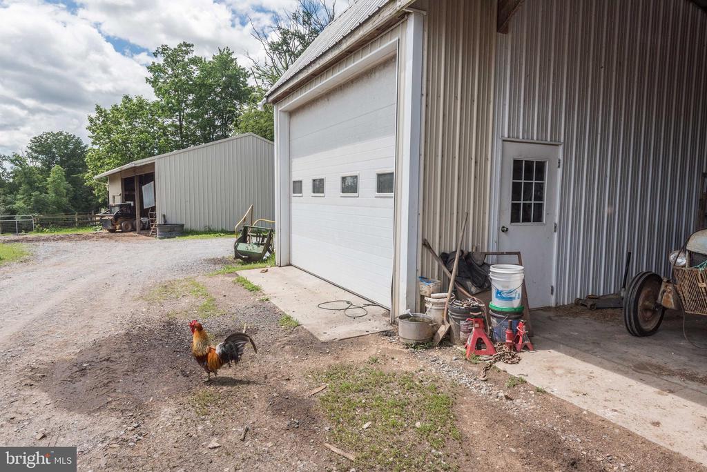 16120 Barnesville Rd