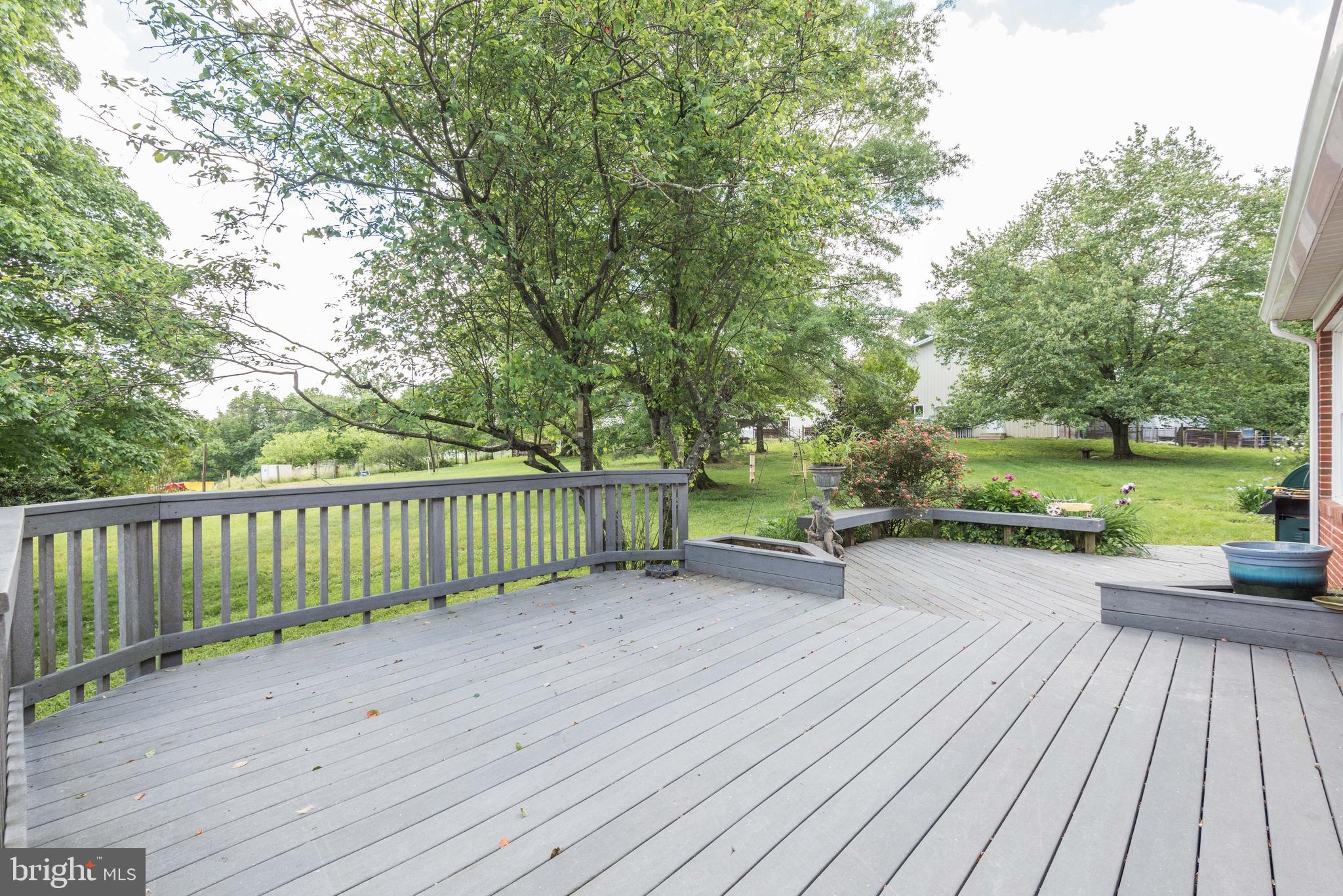 16120 Barnesville Rd