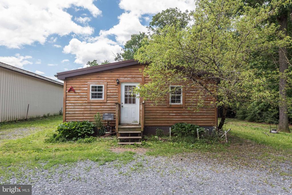 16120 Barnesville Rd