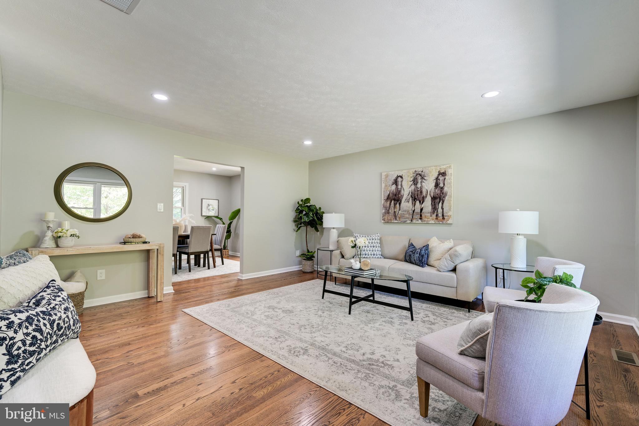 24913 Silver Crest Dr