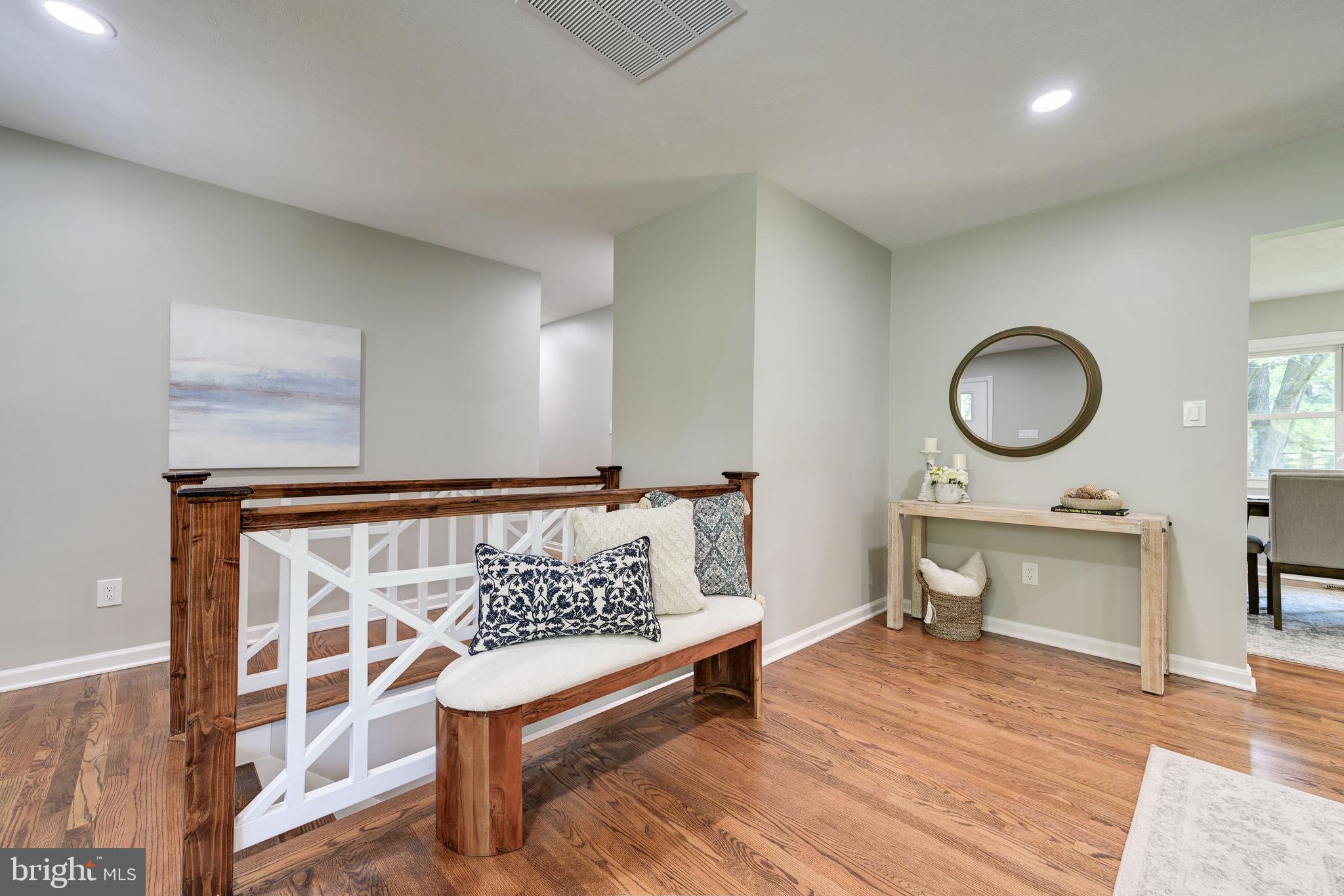 24913 Silver Crest Dr