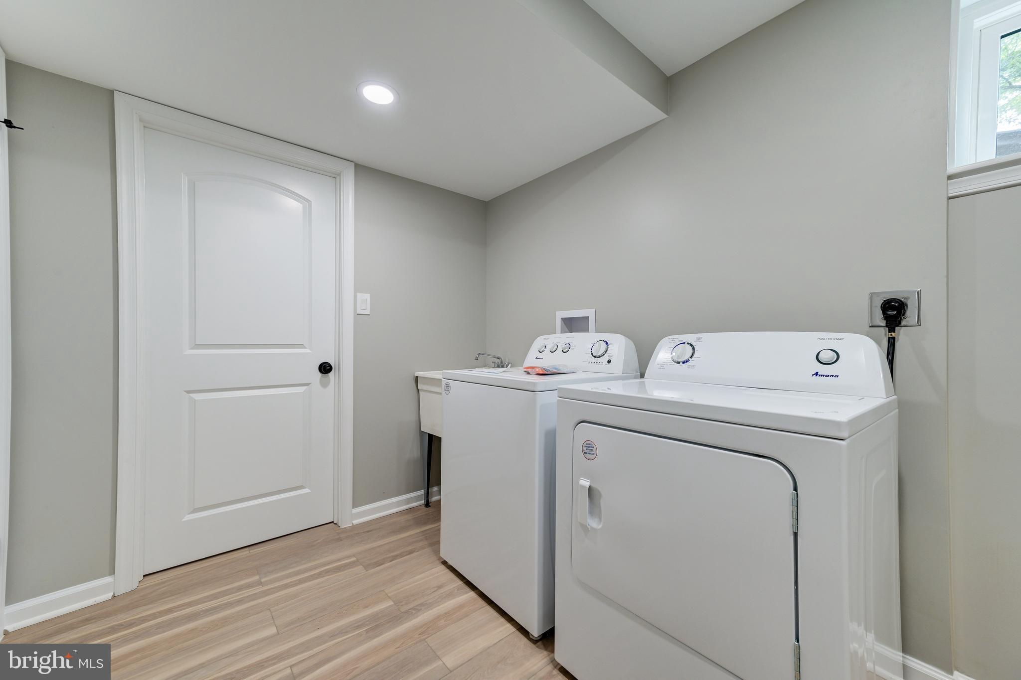 24913 Silver Crest Dr