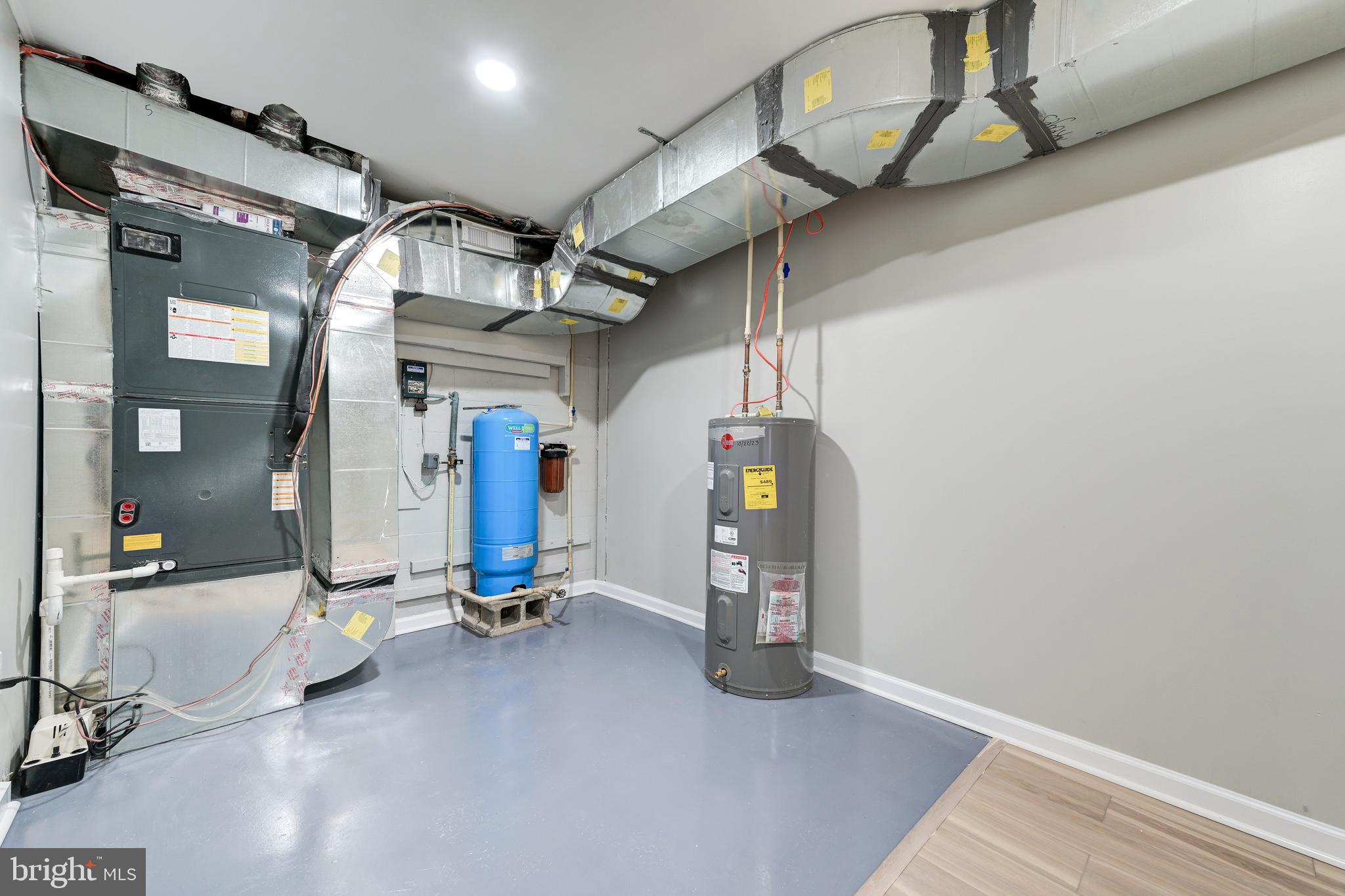 24913 Silver Crest Dr