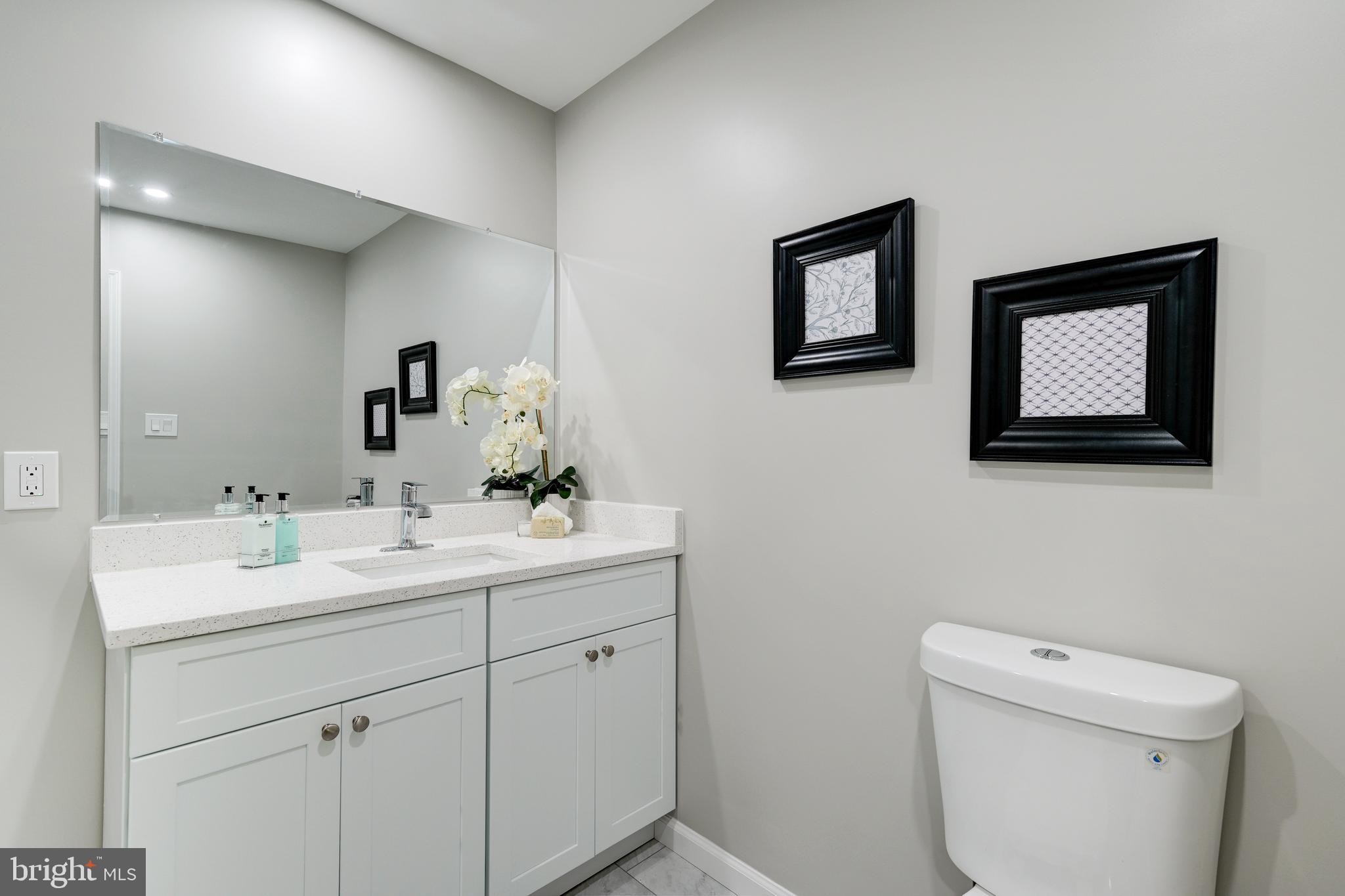 24913 Silver Crest Dr