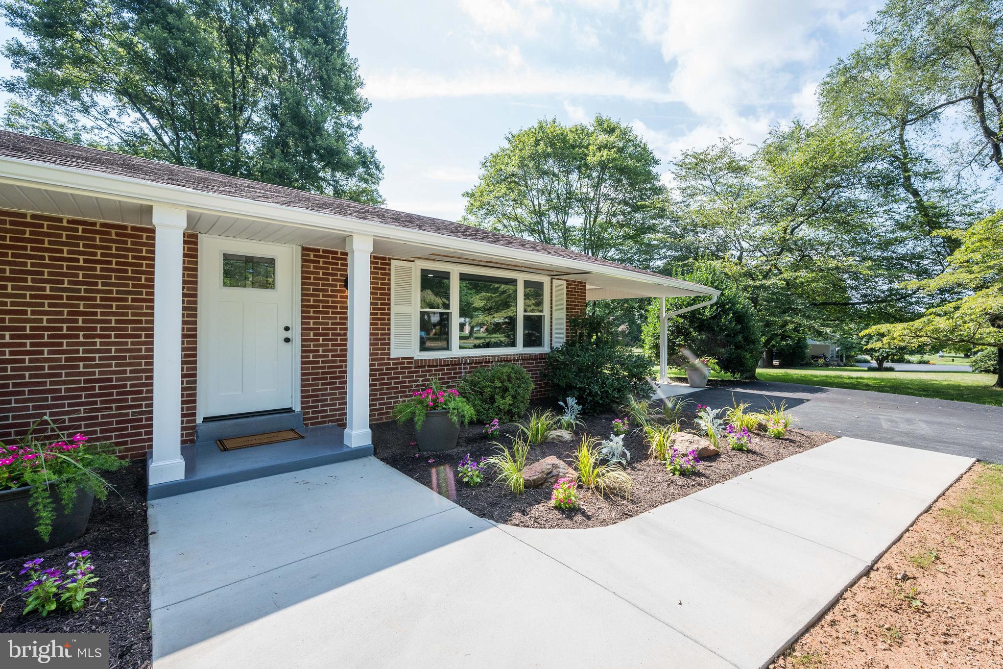 24913 Silver Crest Dr